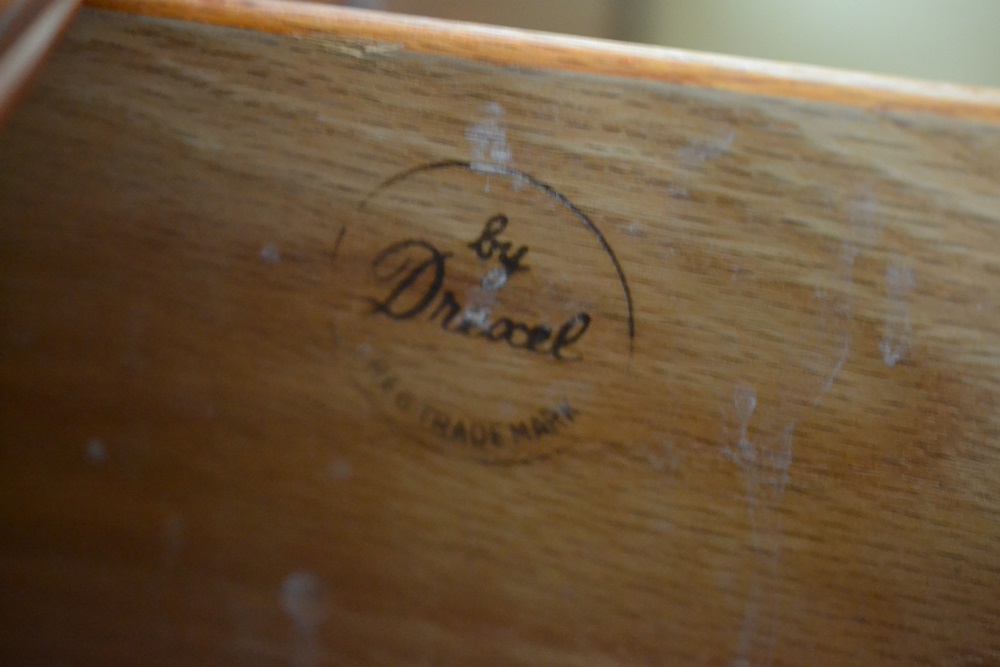 Drexel Duncan Phyfe Style Bow Front  China Cabinet