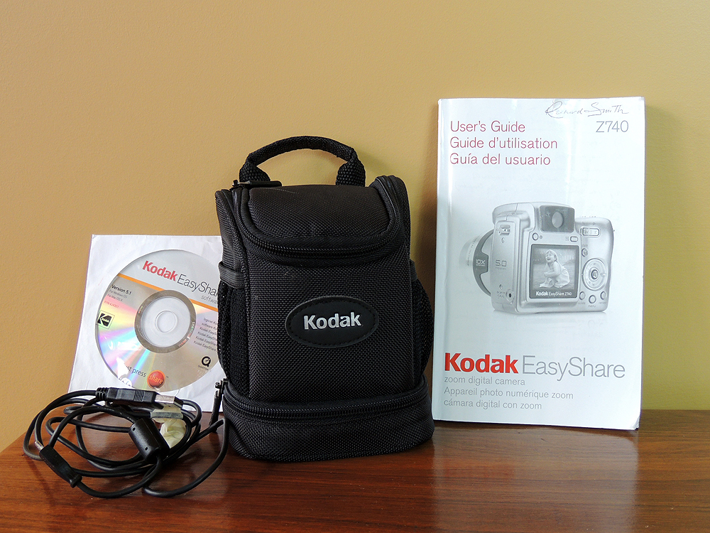 Kodak EasyShare Z740 5.0 MP Digital Camera