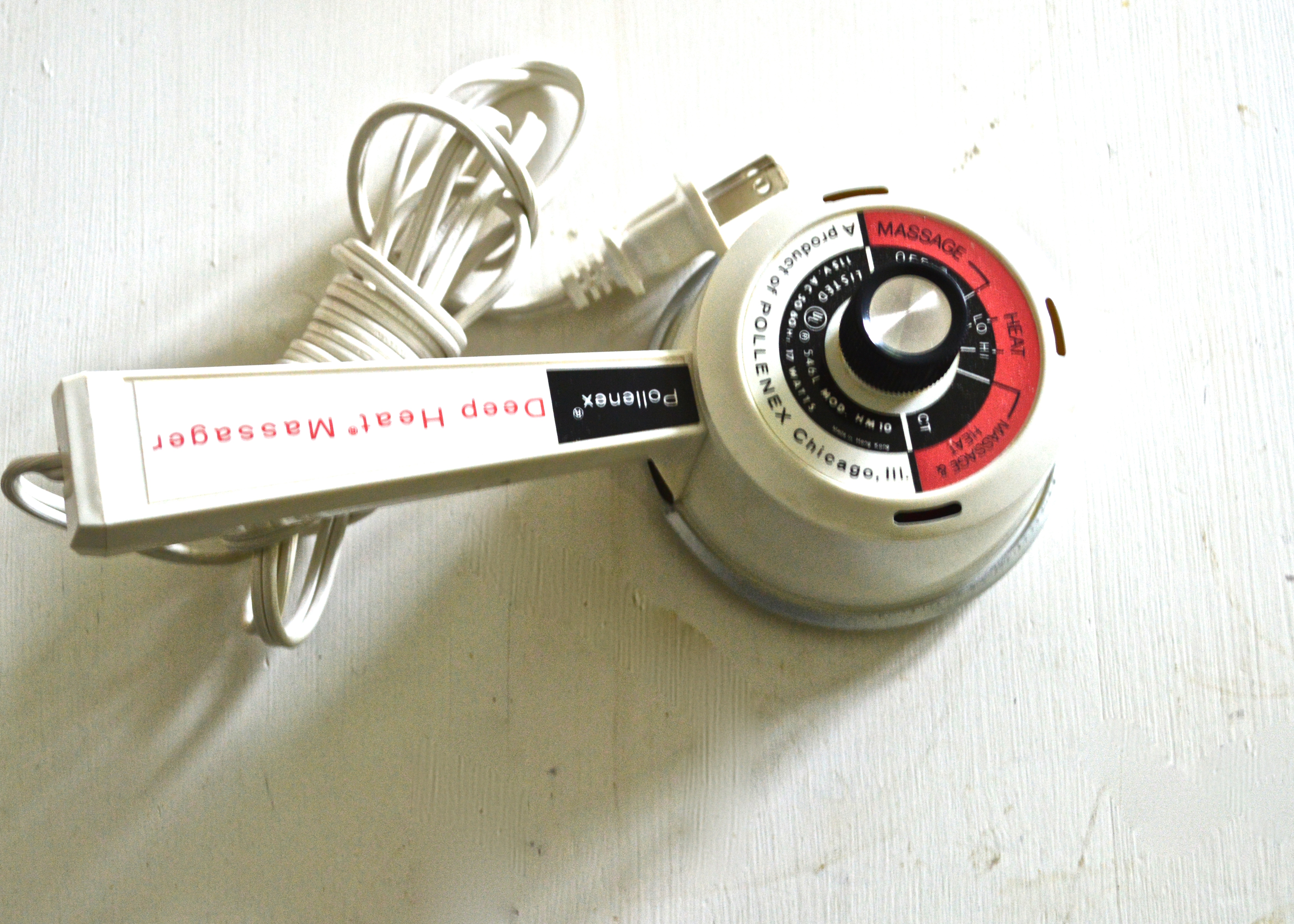 Assortment of Electronics, Including Vintage Radio