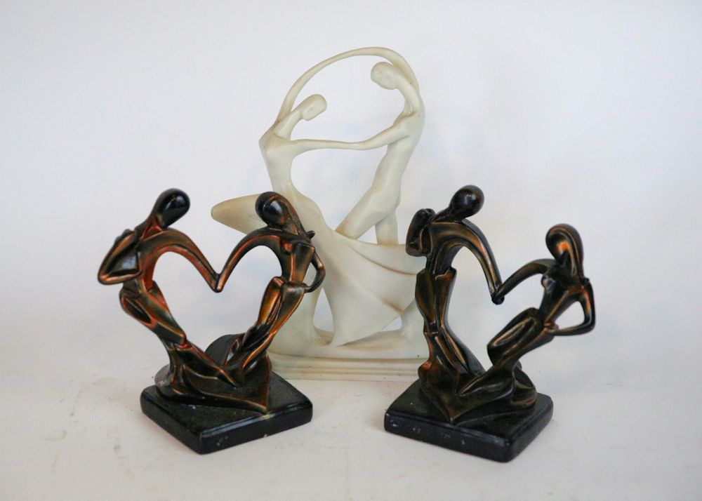 Modern Dance Figures