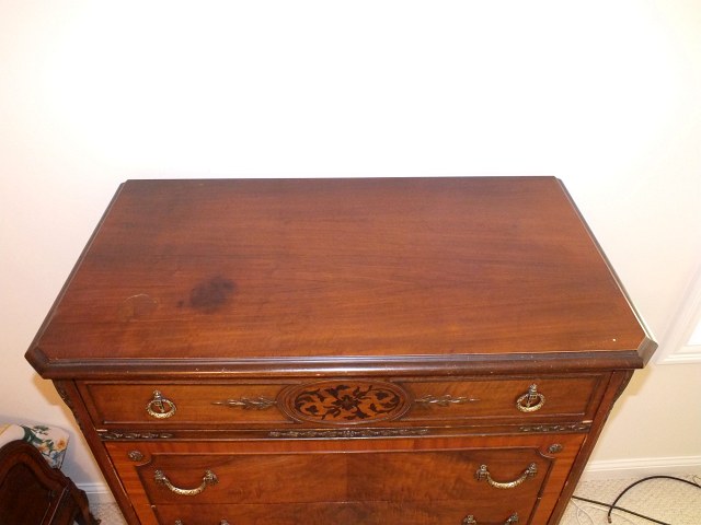 Vintage French Provincial Style Bedroom Suite