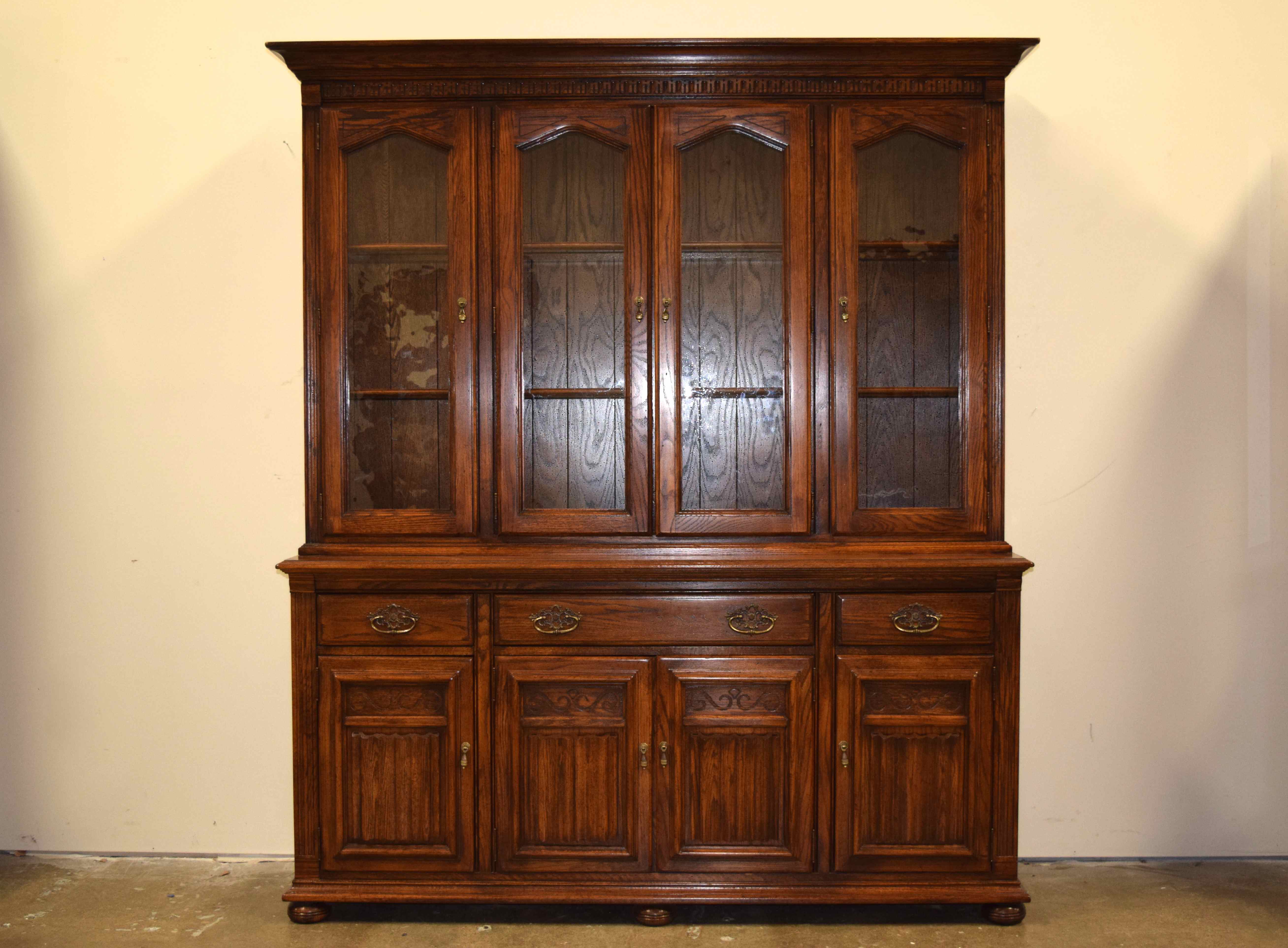 Ethan Allen Royal Charter China Hutch and Base