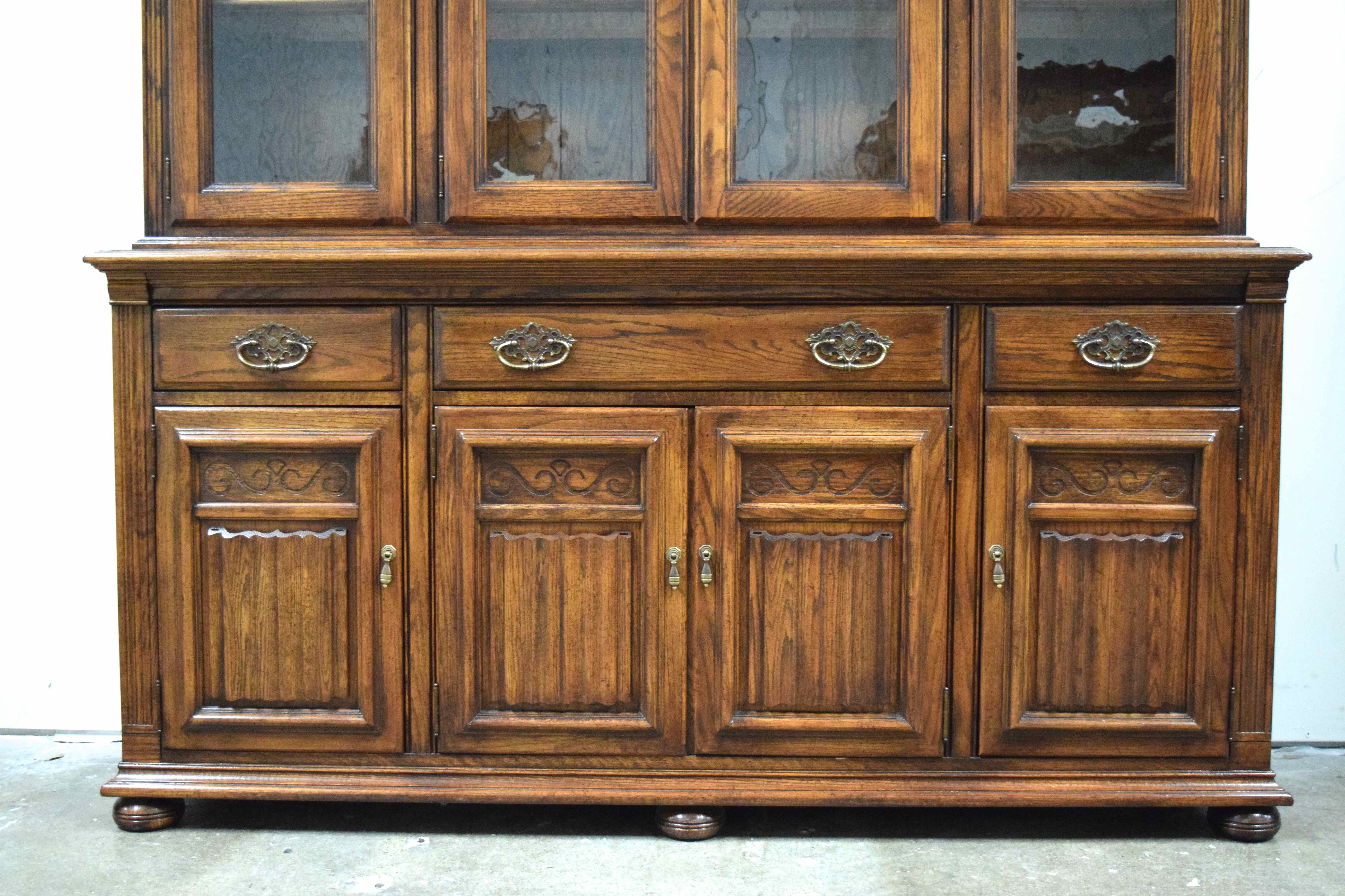 Ethan Allen Royal Charter China Hutch and Base