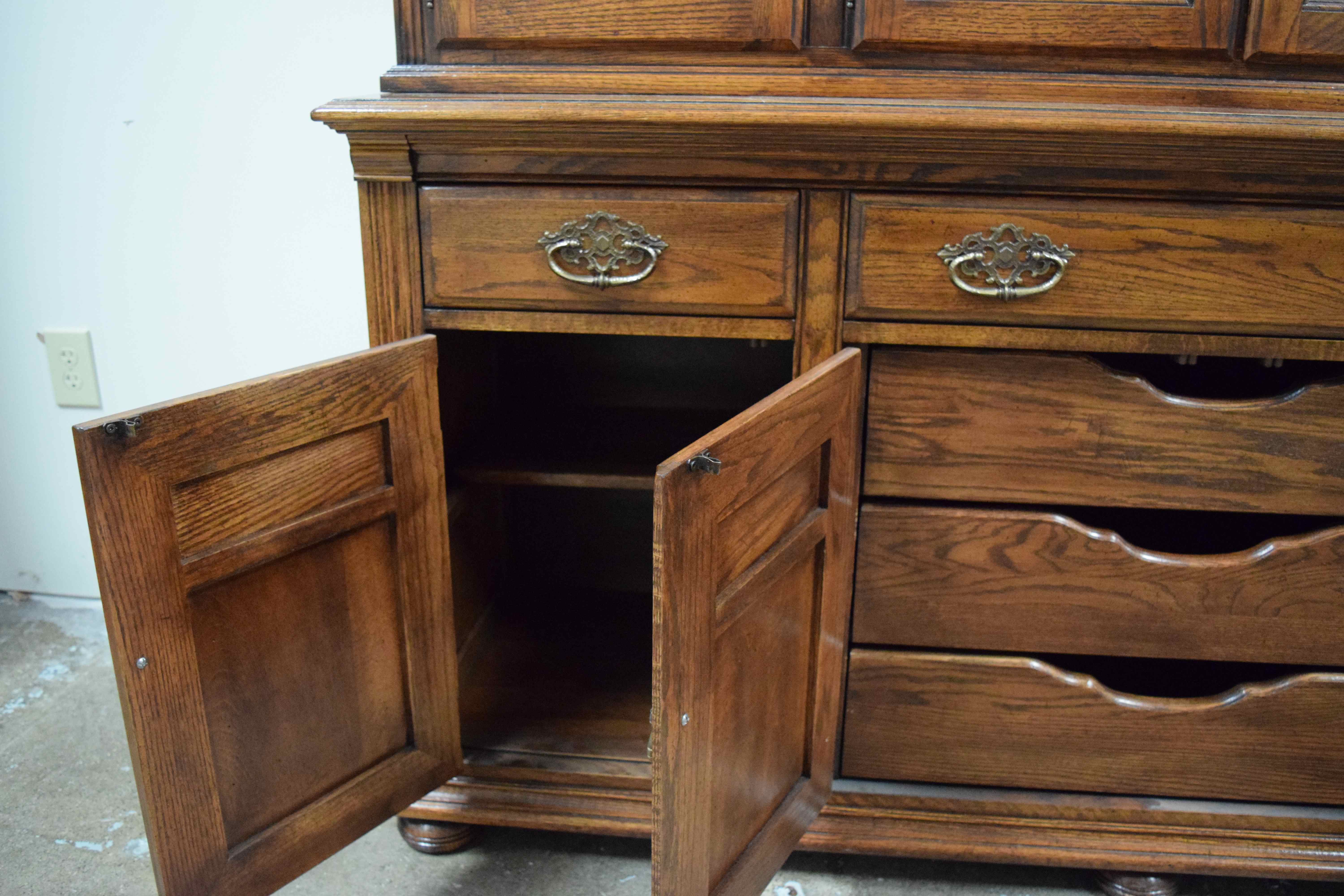 Ethan Allen Royal Charter China Hutch and Base