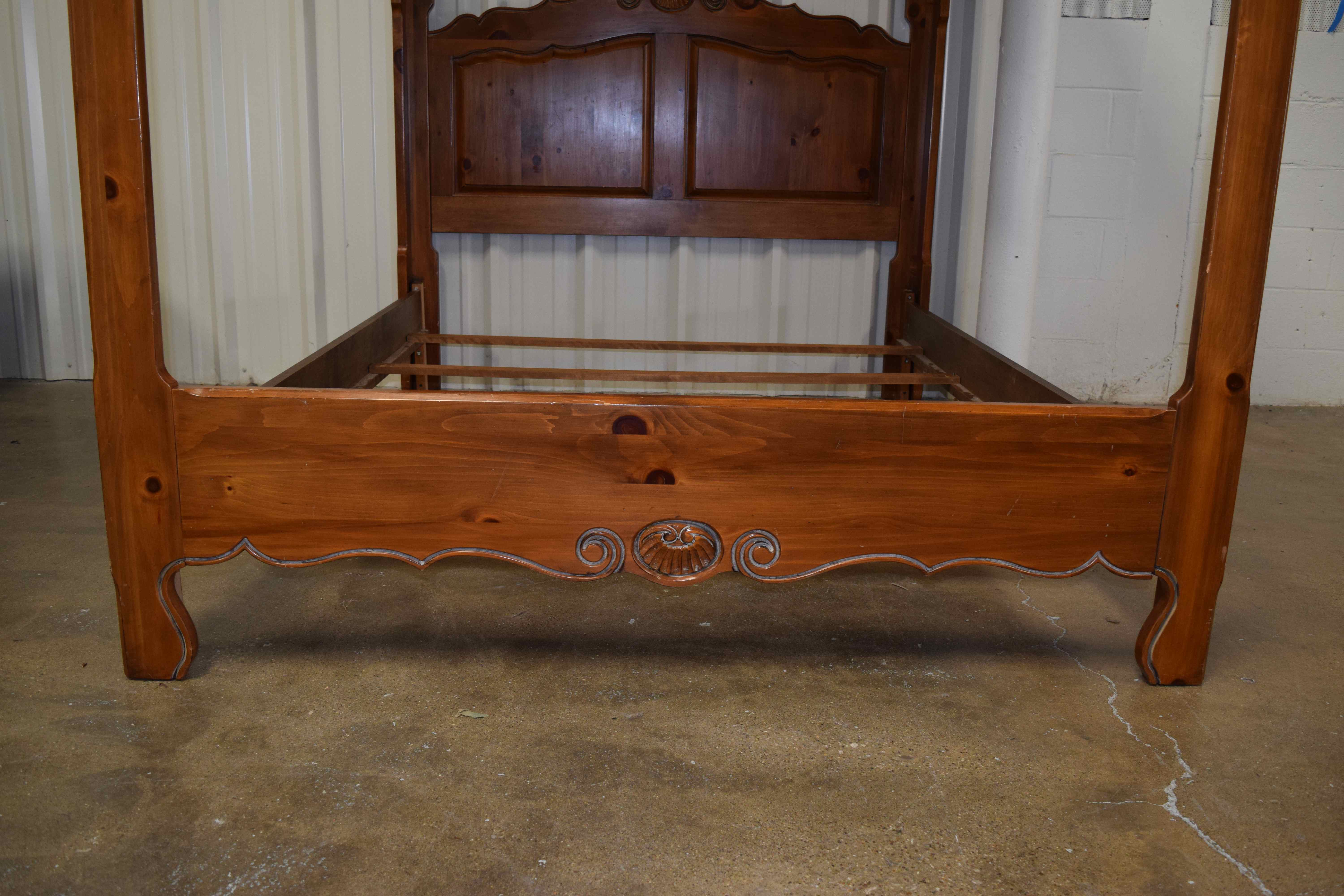 Ethan Allen Four-Poster Queen Size Bed