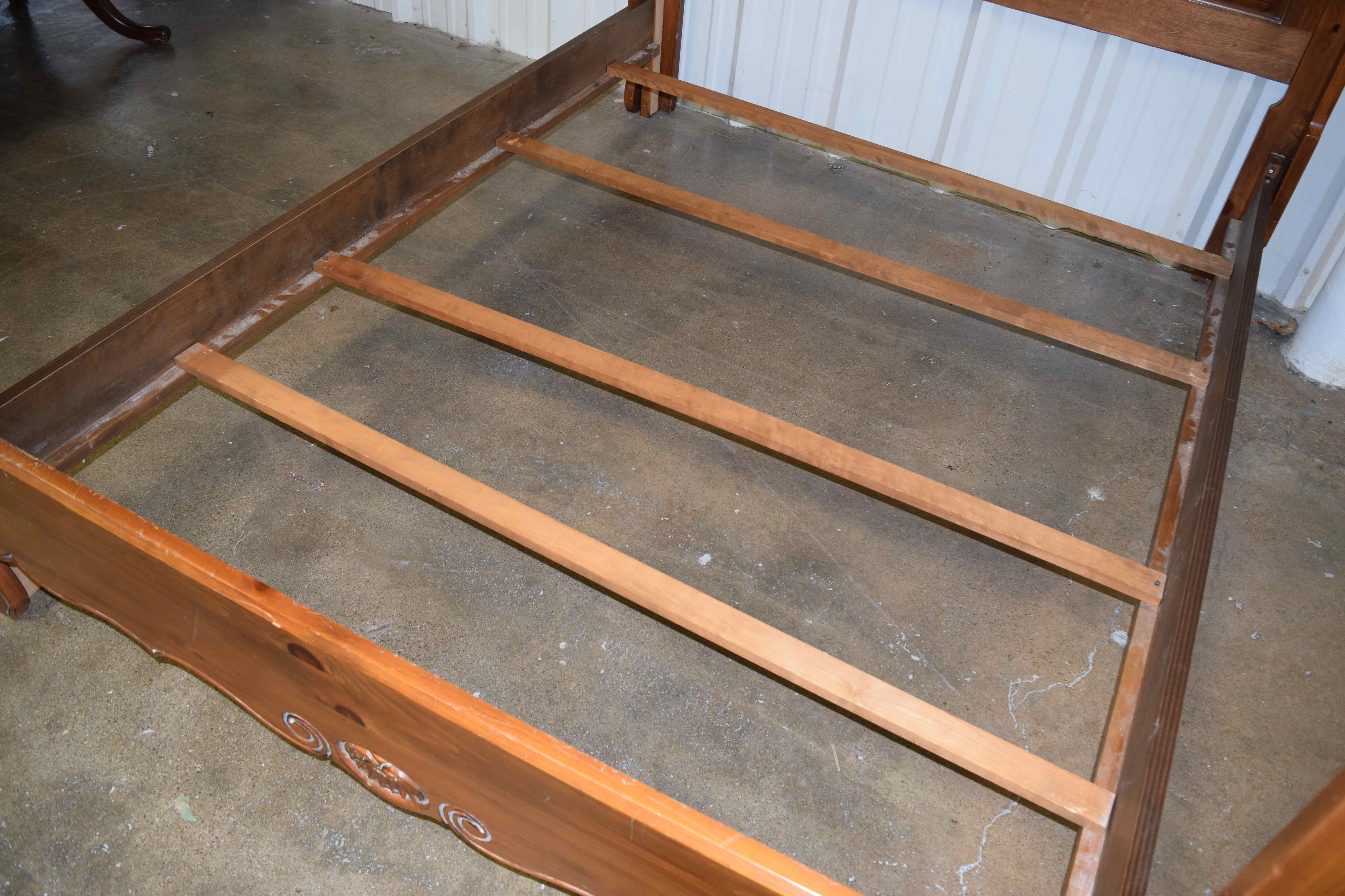 Ethan Allen Four-Poster Queen Size Bed