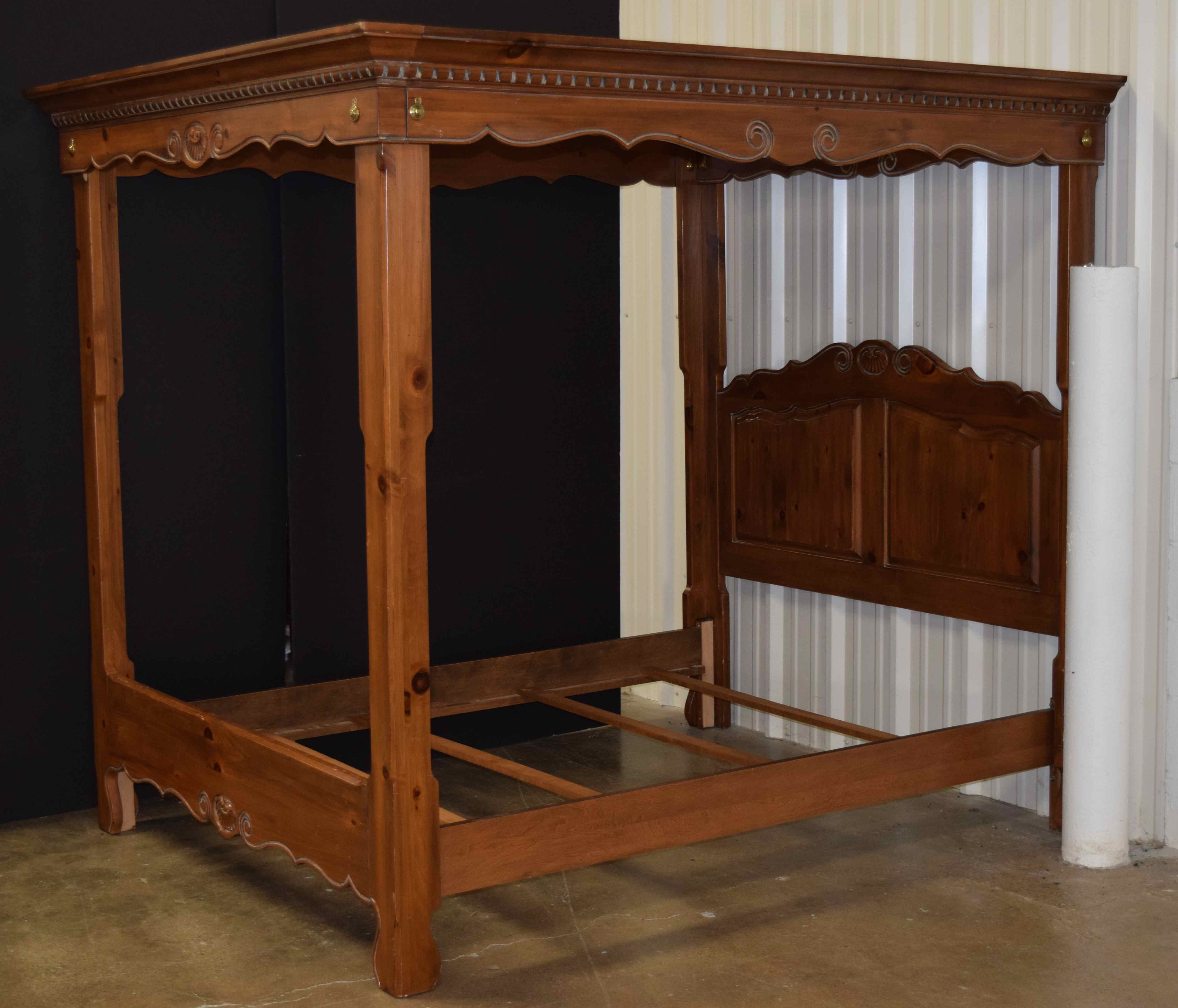 Ethan Allen Four-Poster Queen Size Bed