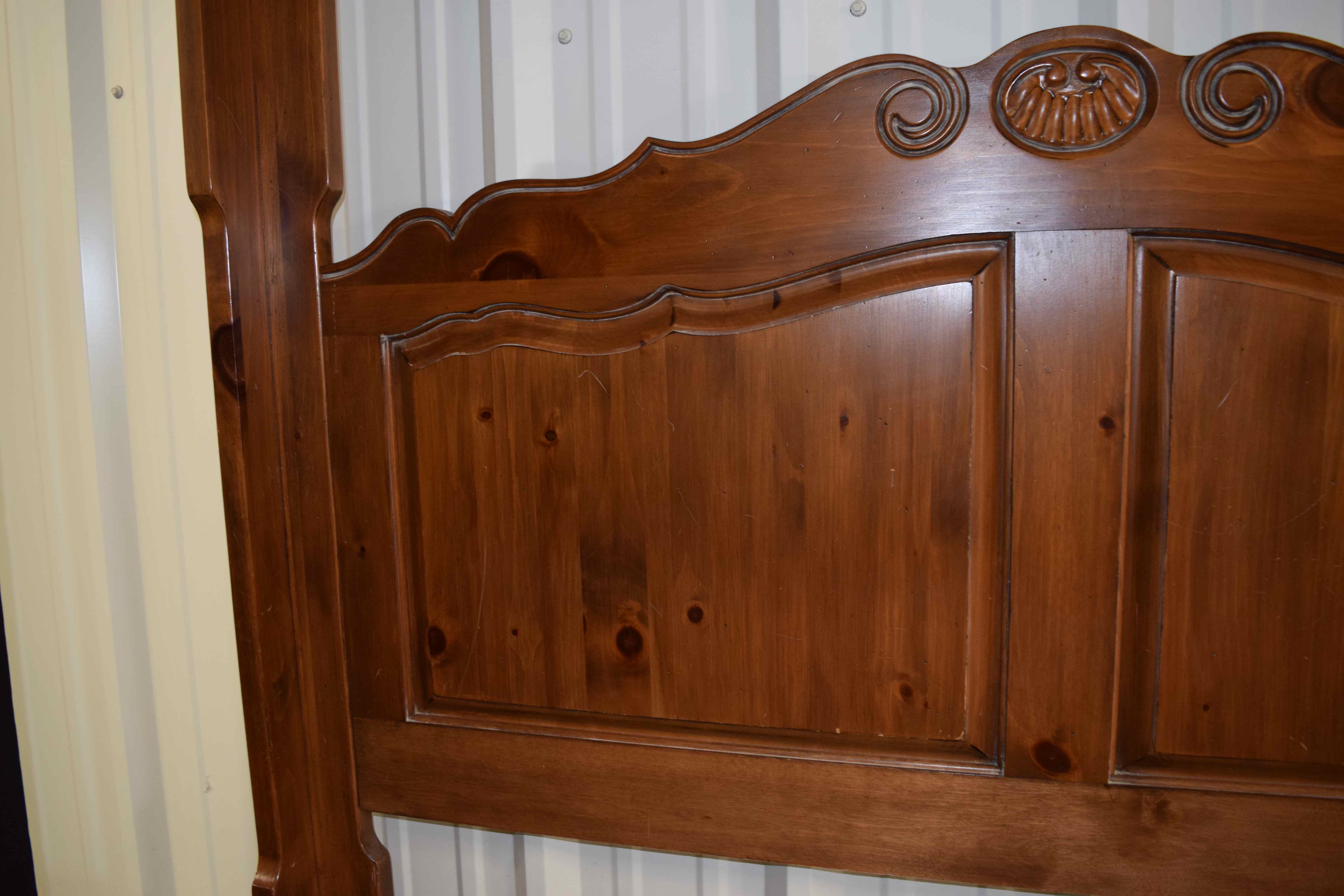 Ethan Allen Four-Poster Queen Size Bed