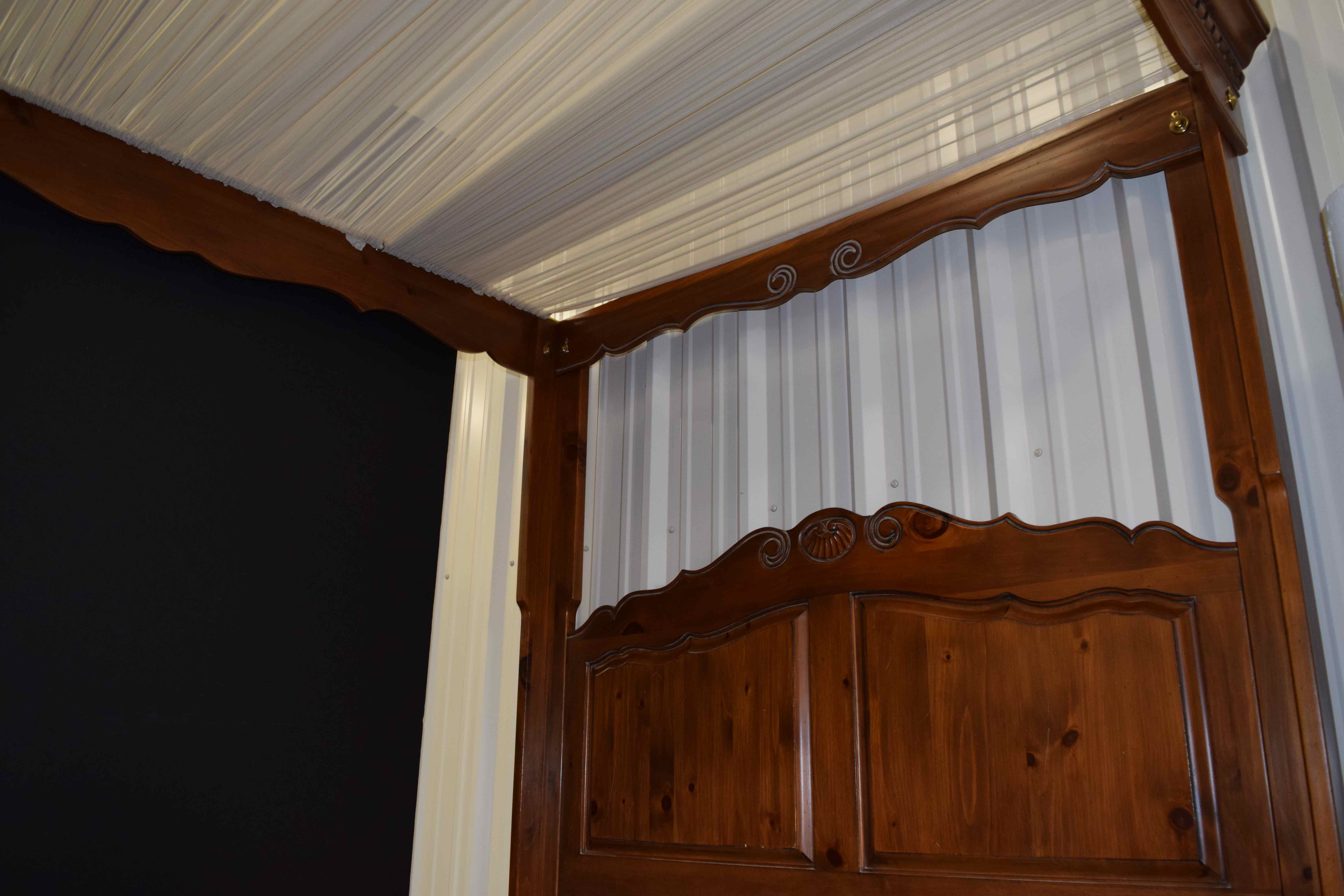 Ethan Allen Four-Poster Queen Size Bed