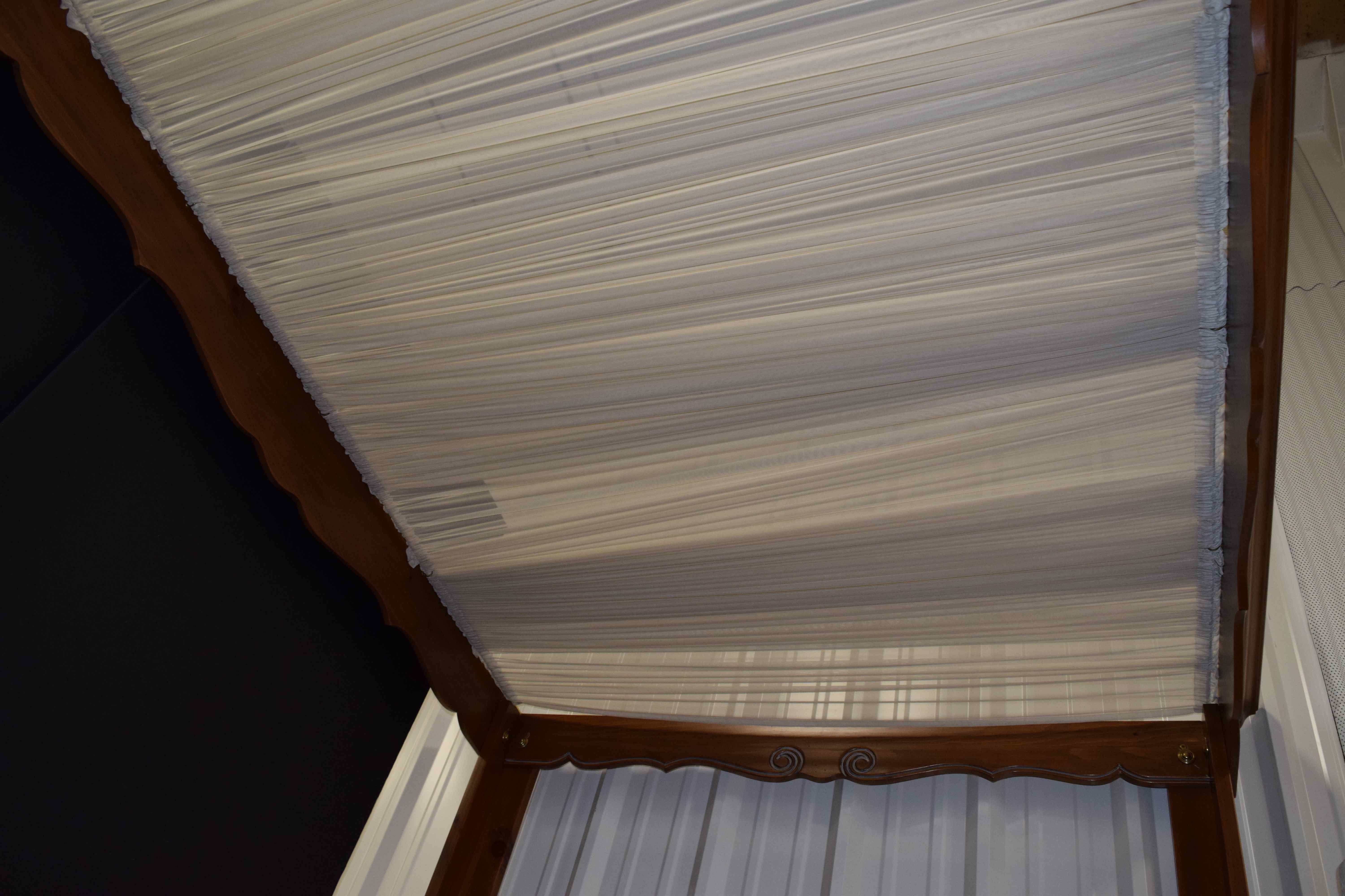 Ethan Allen Four-Poster Queen Size Bed