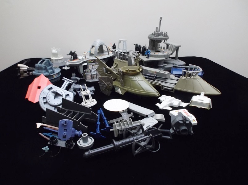 Miscellaneous Vintage Star Wars Accessories and Parts