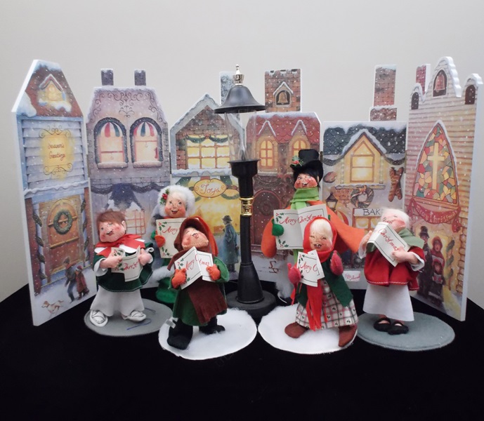 Collectible Hand Crafted Annalee Caroler Doll Collection