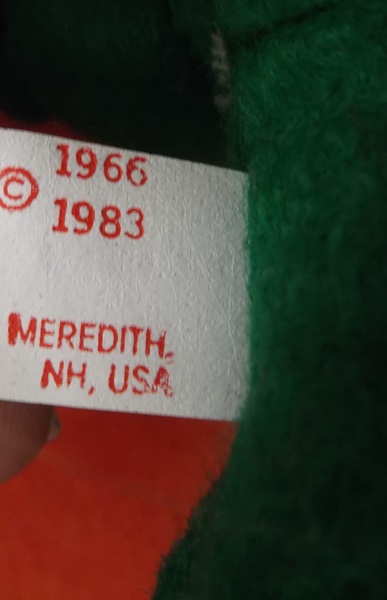 Collectible Hand Crafted Annalee Caroler Doll Collection