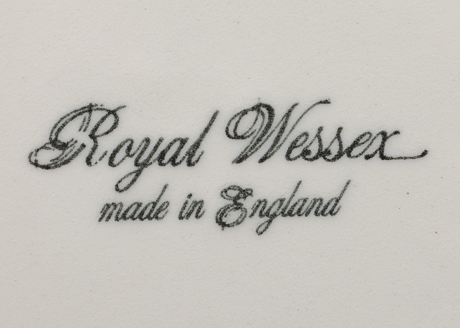 Royal Wessex "Blue Willow" Dinnerware Set 