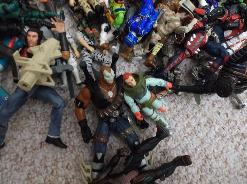 Large Lot of Vintage Action Figures 