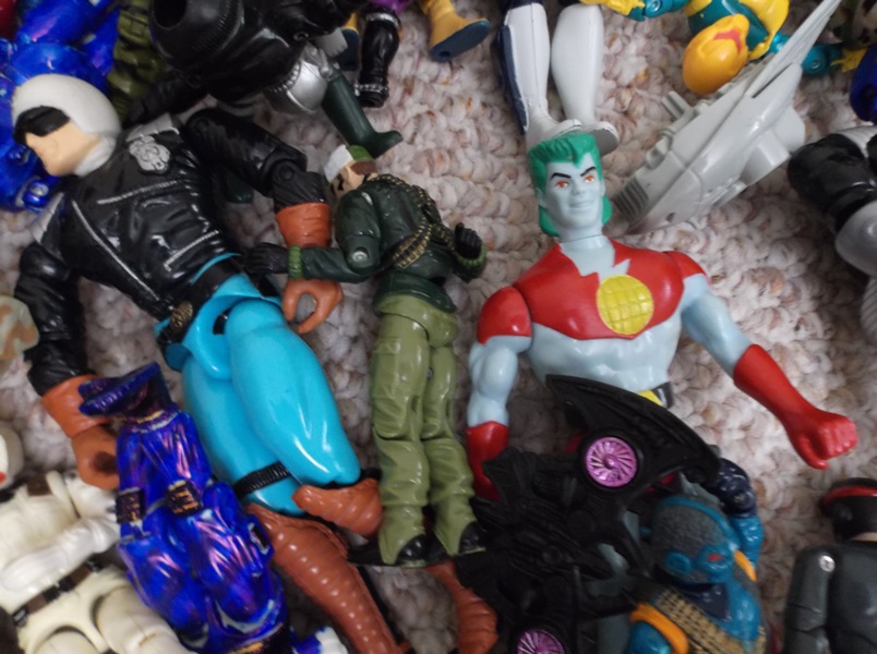 Large Lot of Vintage Action Figures 