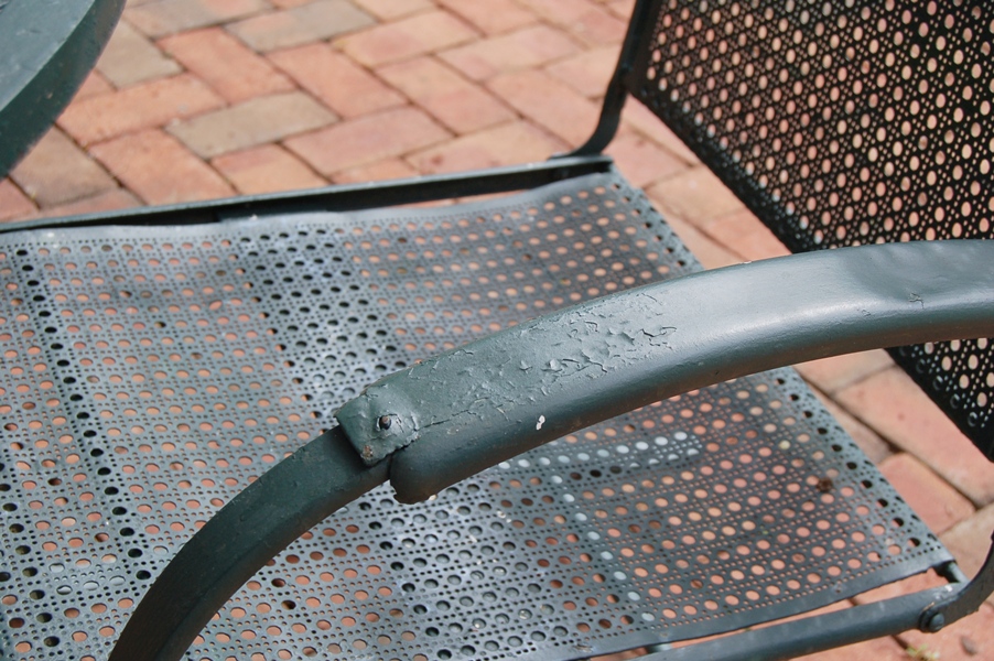 Round Outdoor Patio Table with Four Chairs and Umbrella