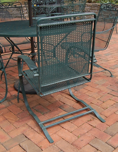 Round Outdoor Patio Table with Four Chairs and Umbrella