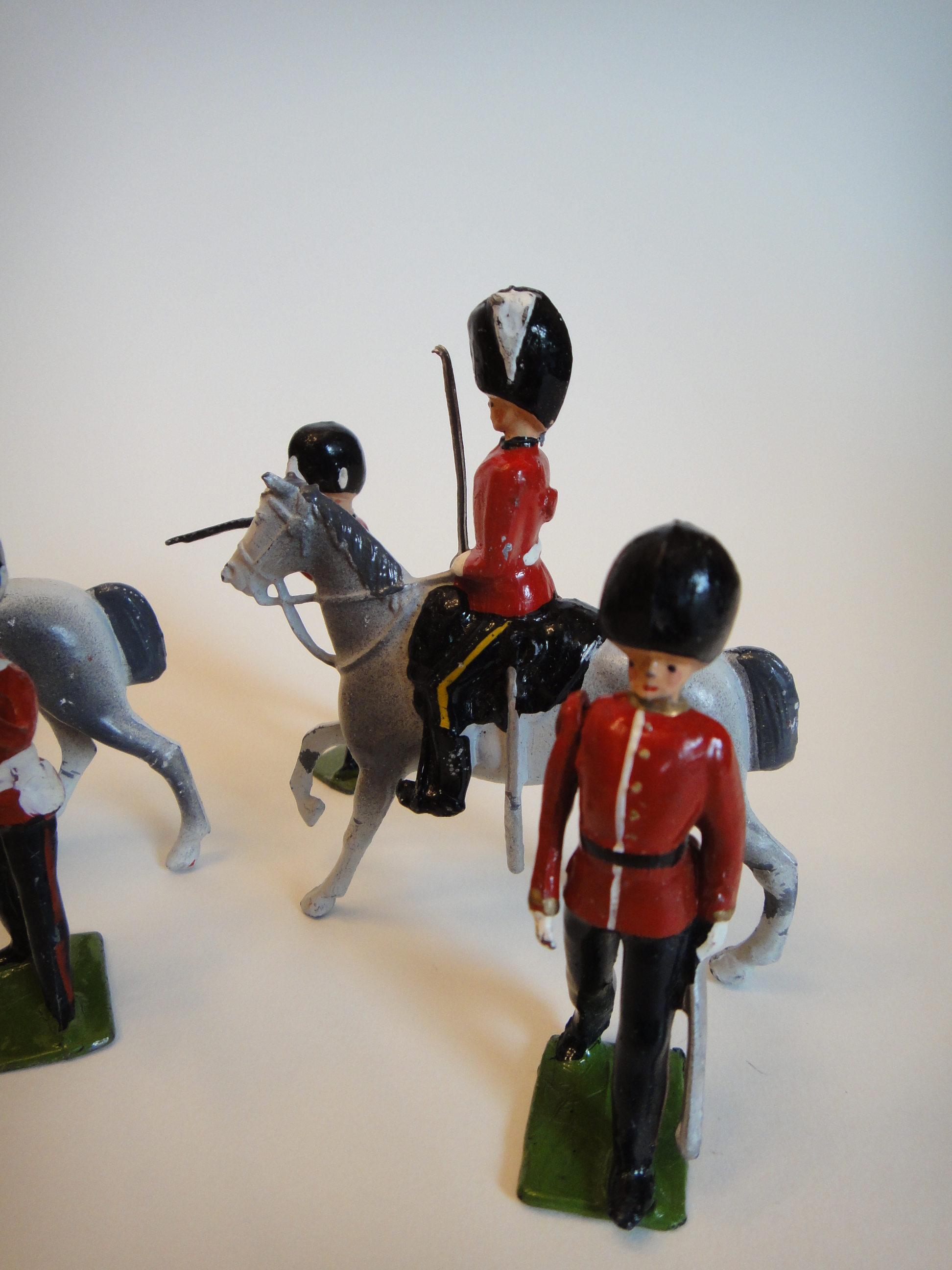 W Britains Royal Scots Grays Toy Soldiers 