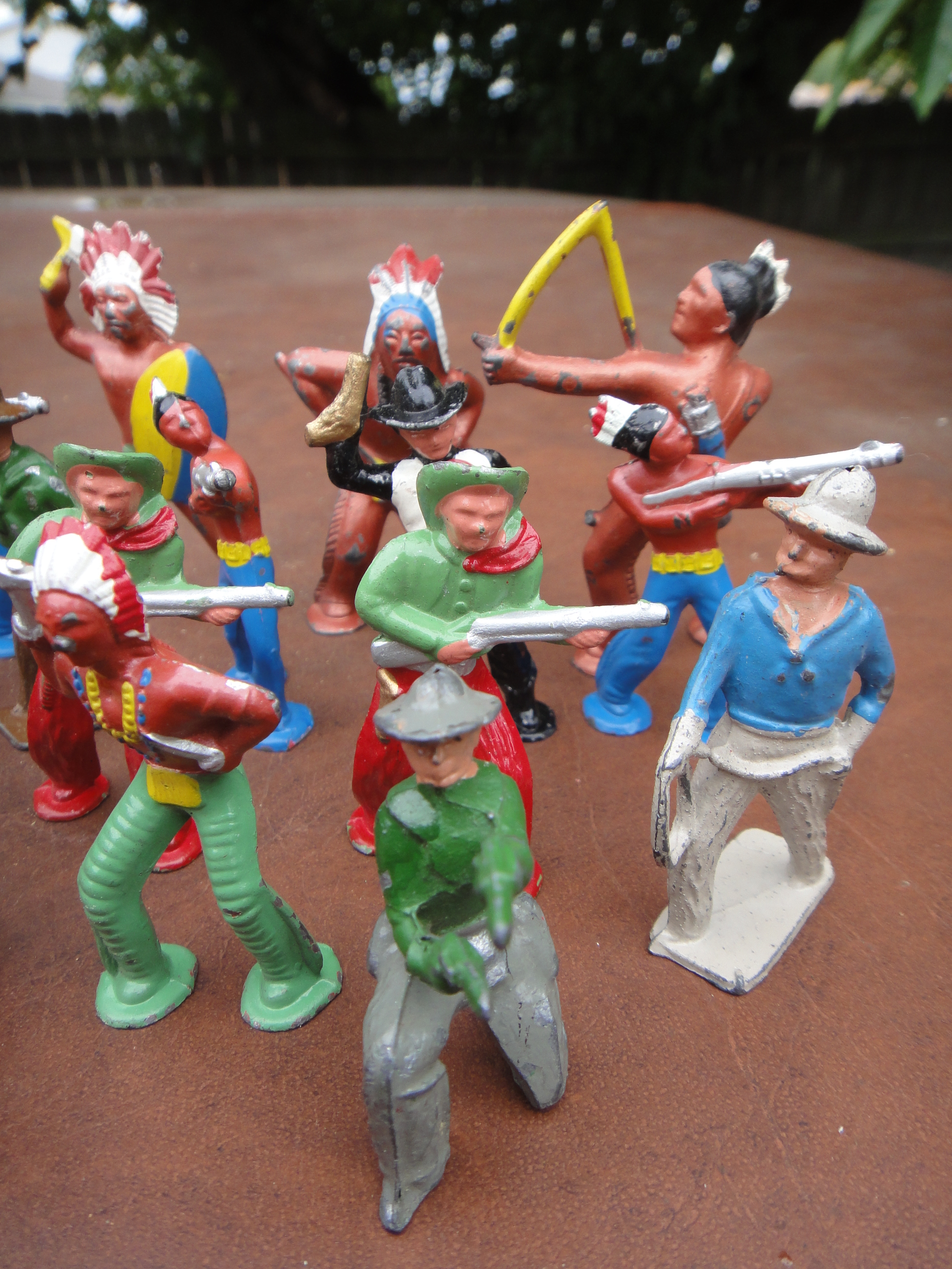 Vintage Metal Toy Cowboys & Indians