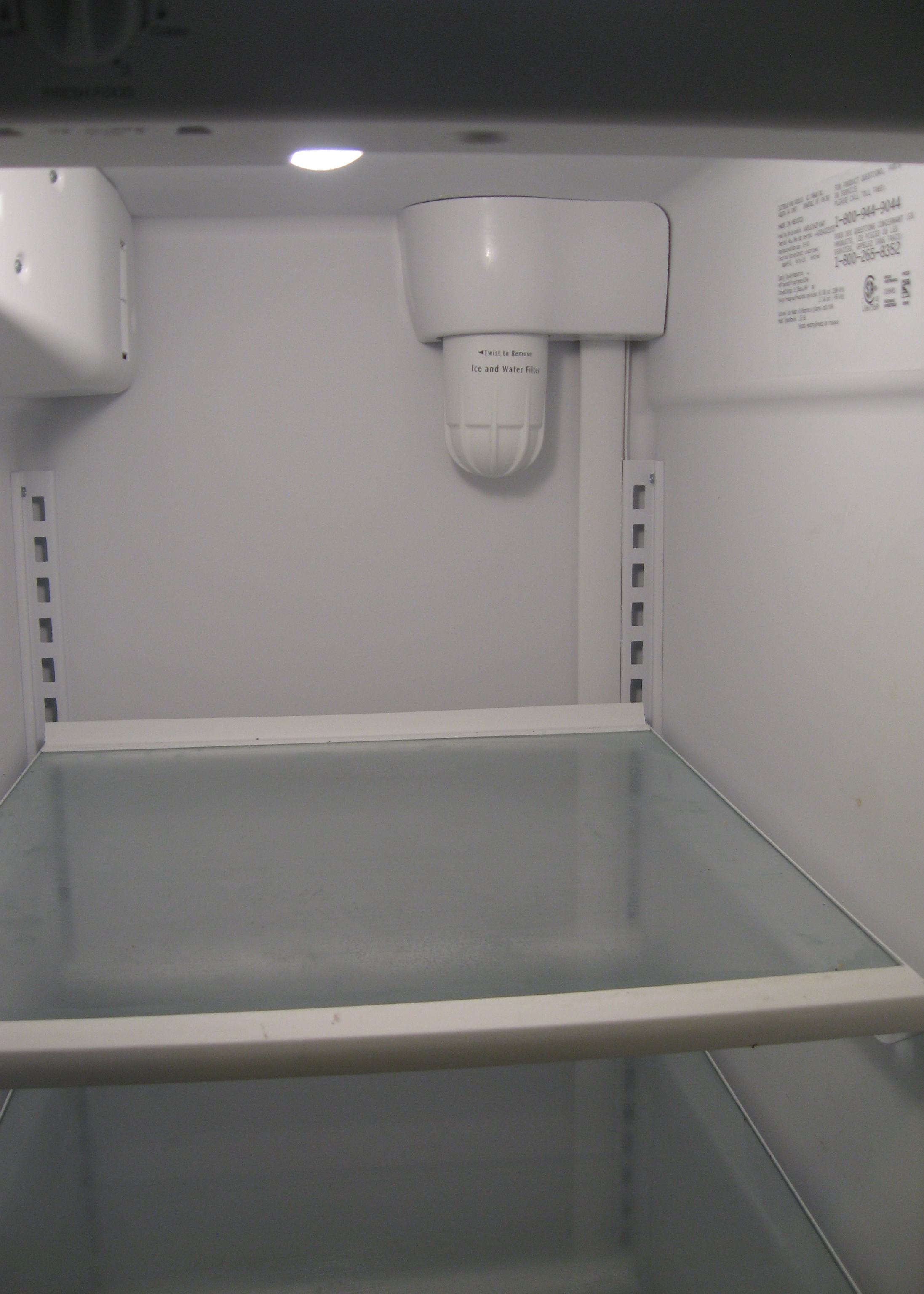 White-Westinghouse 25 Cubic Foot Refrigerator