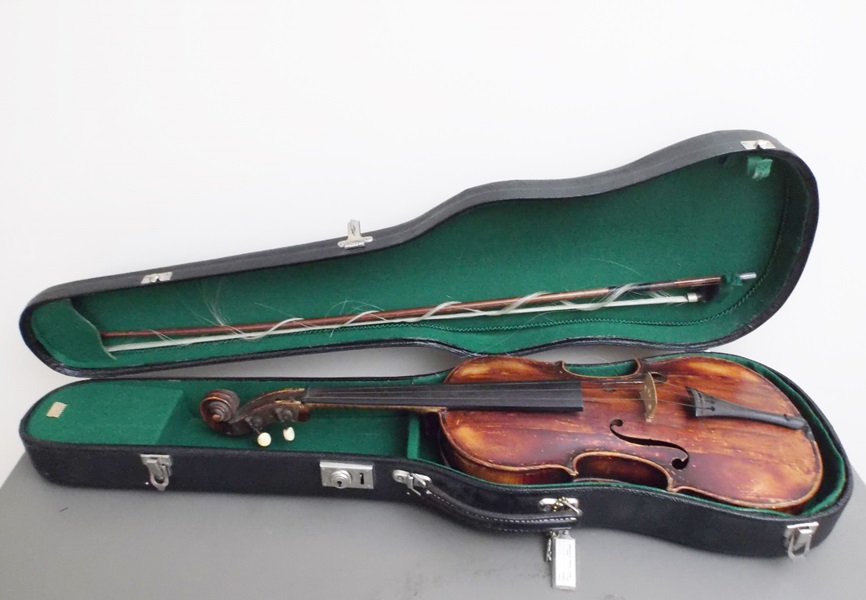 Reproduction Antonius Strdiuarius Cremonenfis Violin 