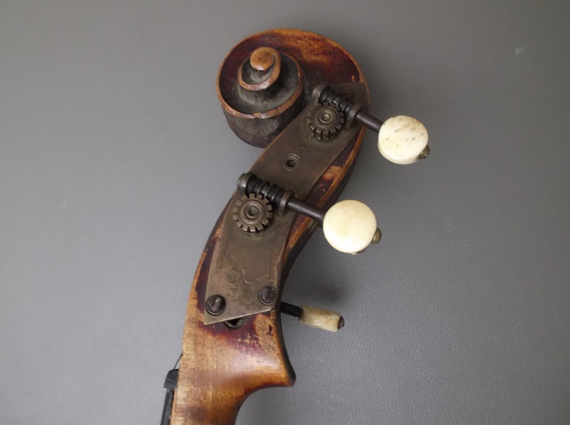 Reproduction Antonius Strdiuarius Cremonenfis Violin 