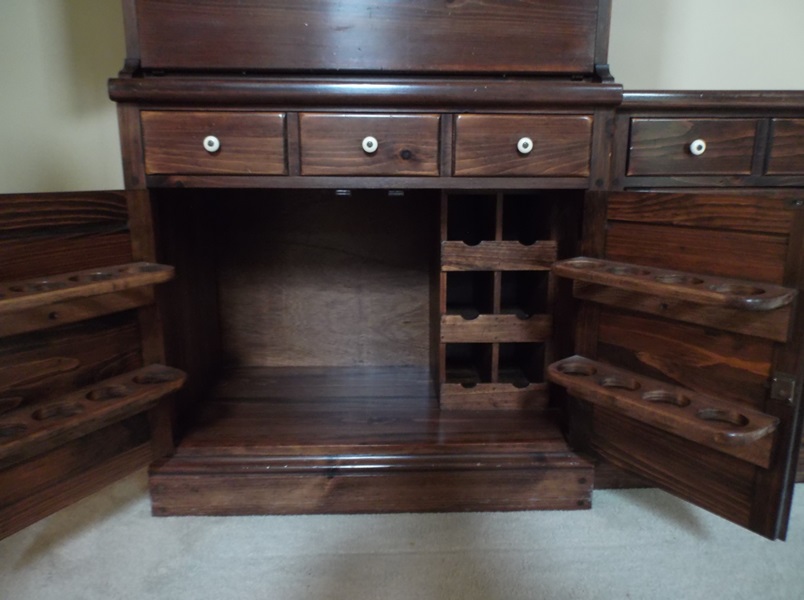 Ethan Allen Old Tavern Antiqued Pine Bar Cabinet 