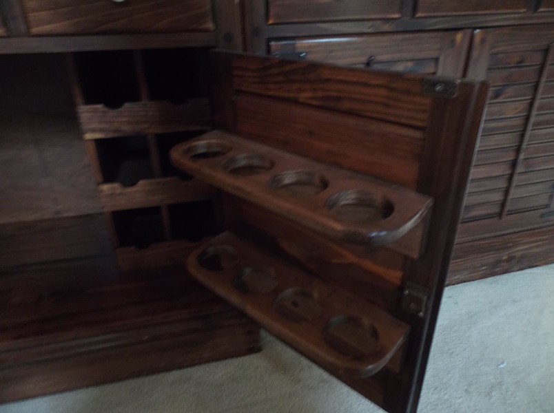 Ethan Allen Old Tavern Antiqued Pine Bar Cabinet 
