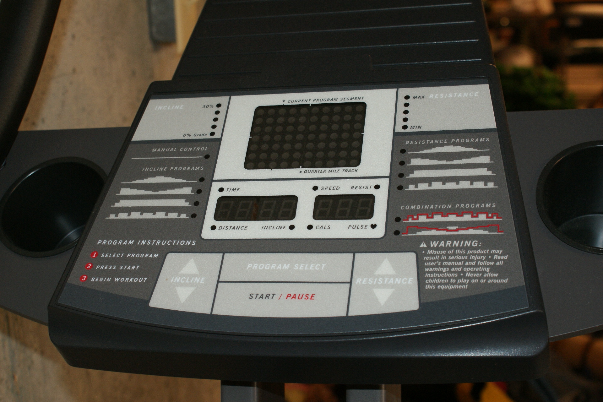 Healthrider Elliptical Crosstrainer Model E660