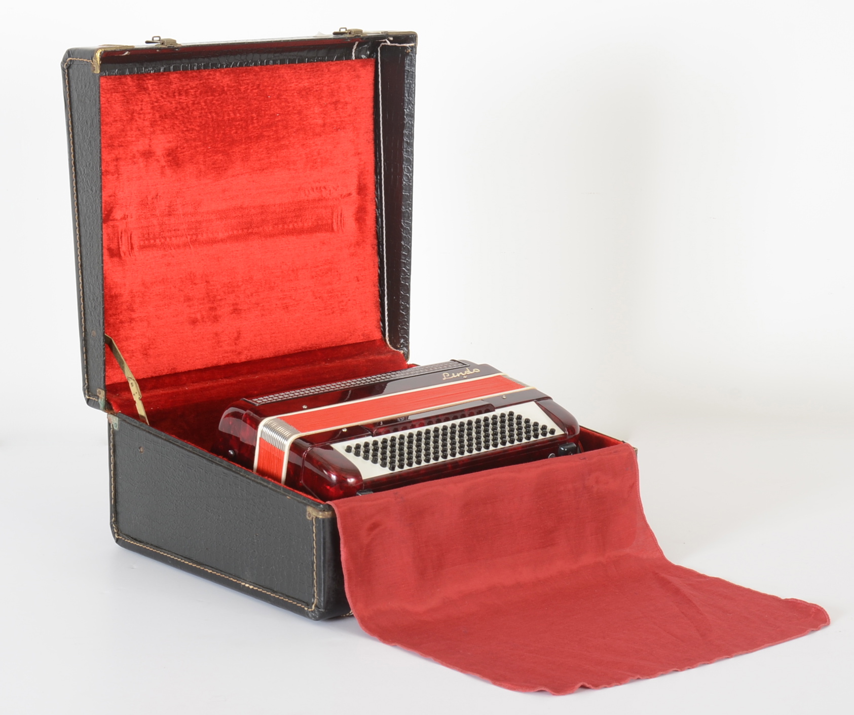 Red Lindo Accordion in Black Case