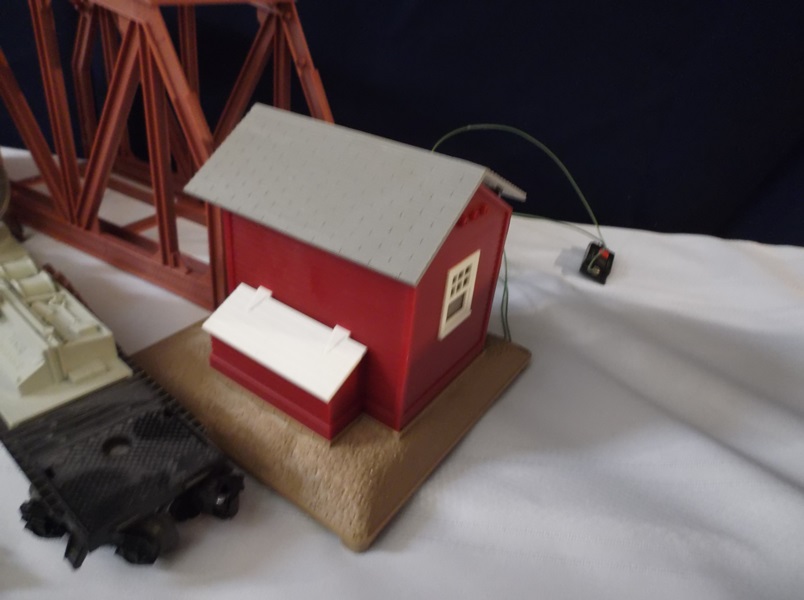 Vintage Train Cars and Accessories 