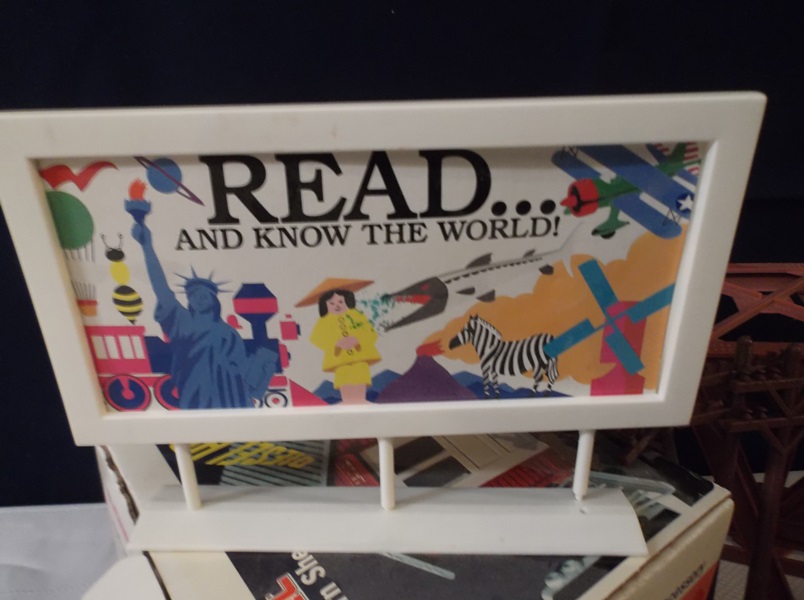 Vintage Train Cars and Accessories 