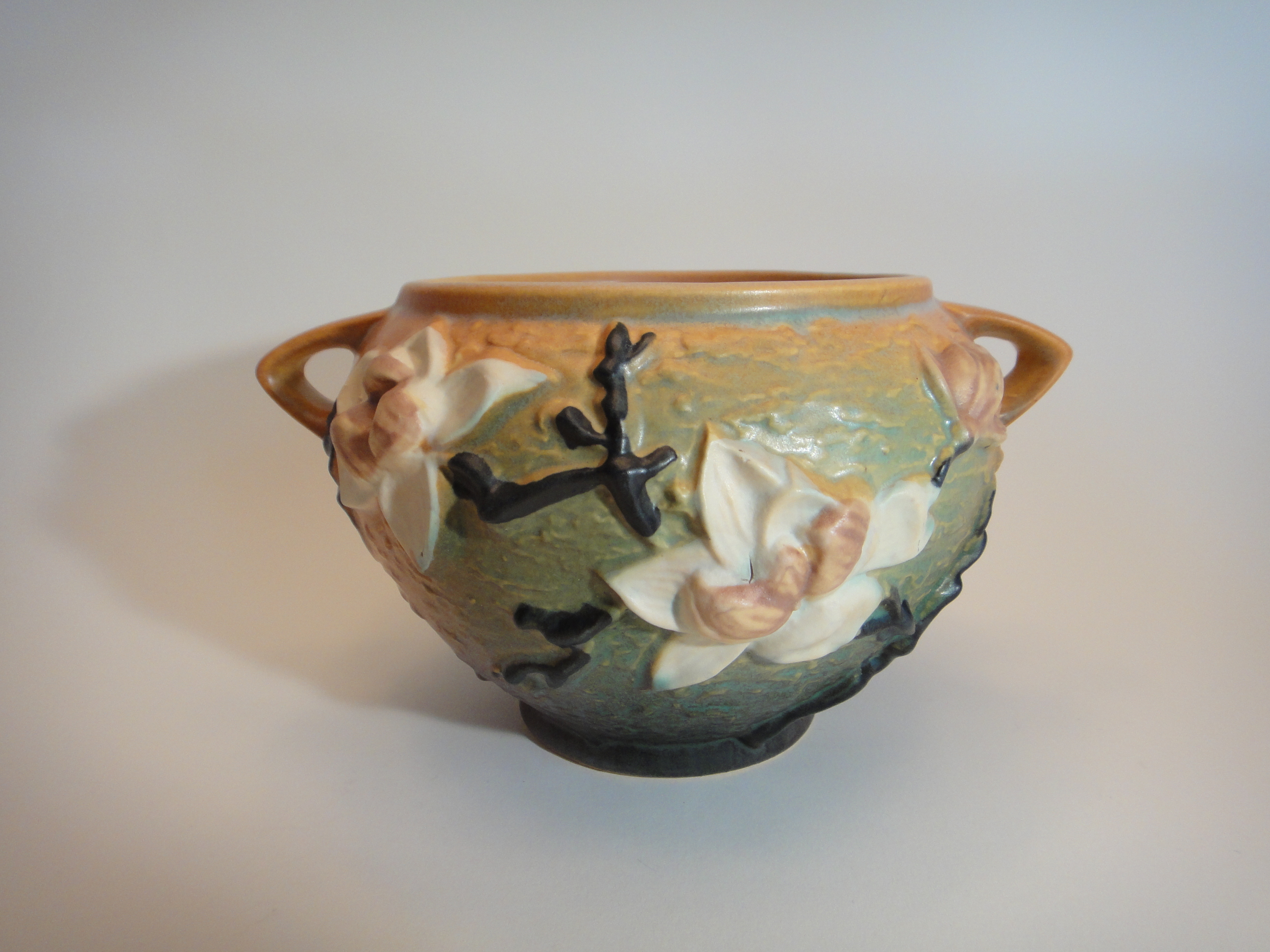 1940 Roseville Magnolia Green #665-4 Jardiniere