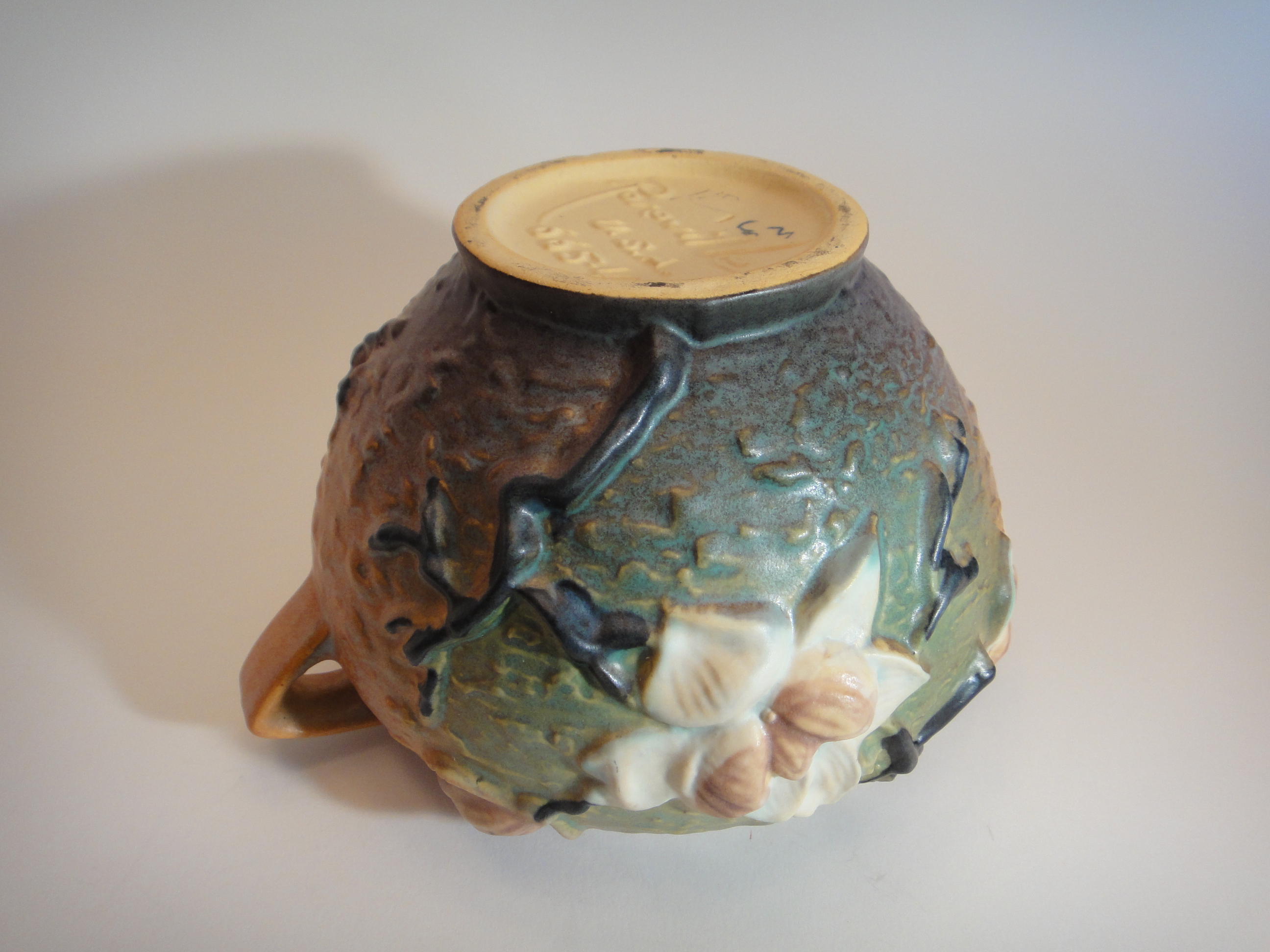 1940 Roseville Magnolia Green #665-4 Jardiniere