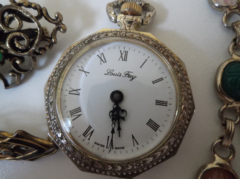 Assortment of Vintage Jewelry