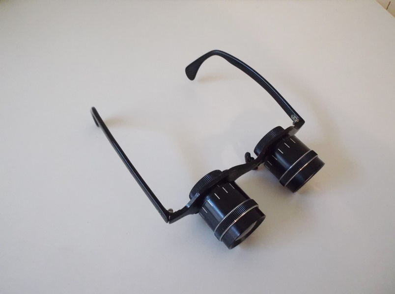 Vintage Bausch & Lomb Selsi 2.5X Binocular Sport Glasses