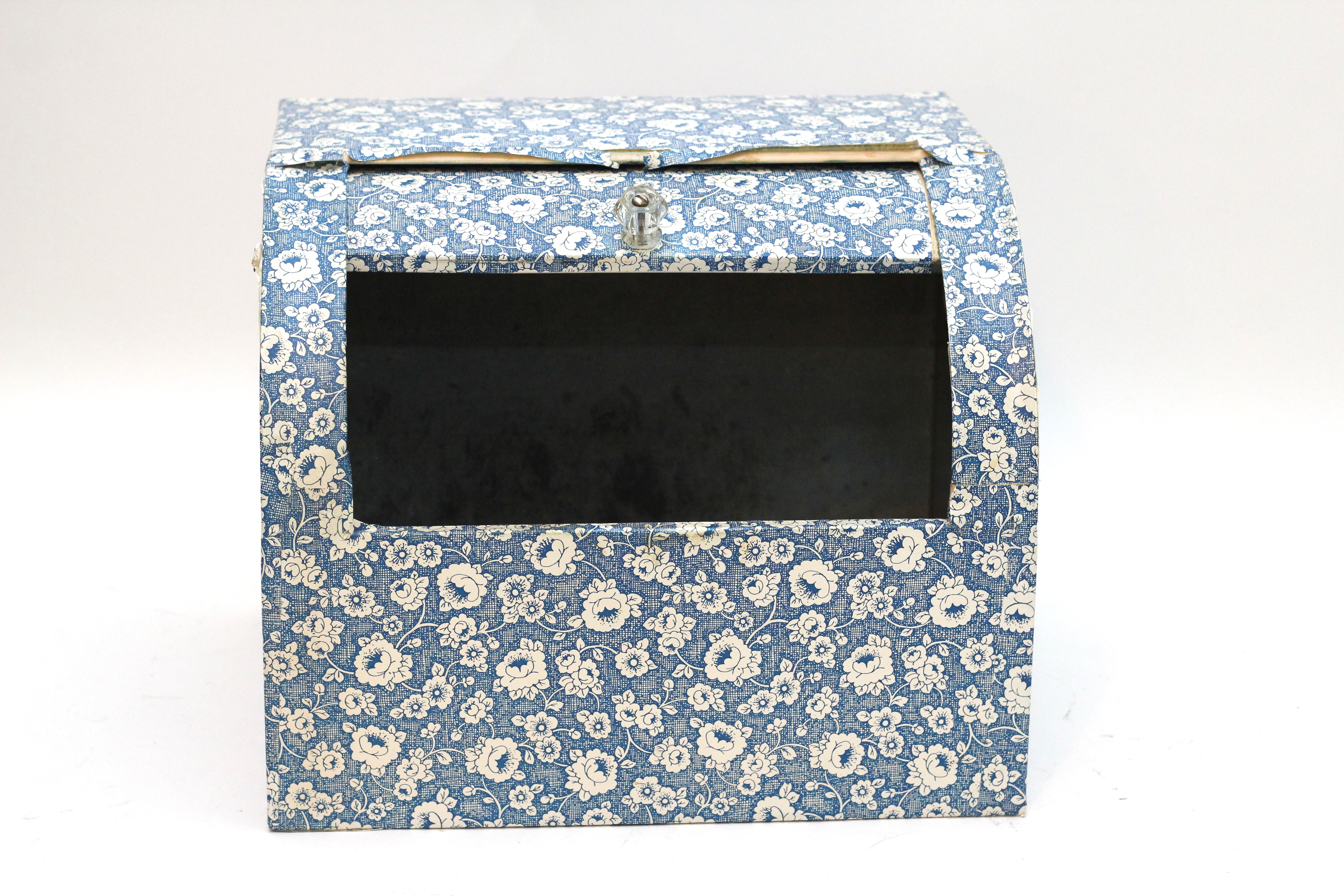 Vintage Large Rolltop Tin Metal Bread Box 