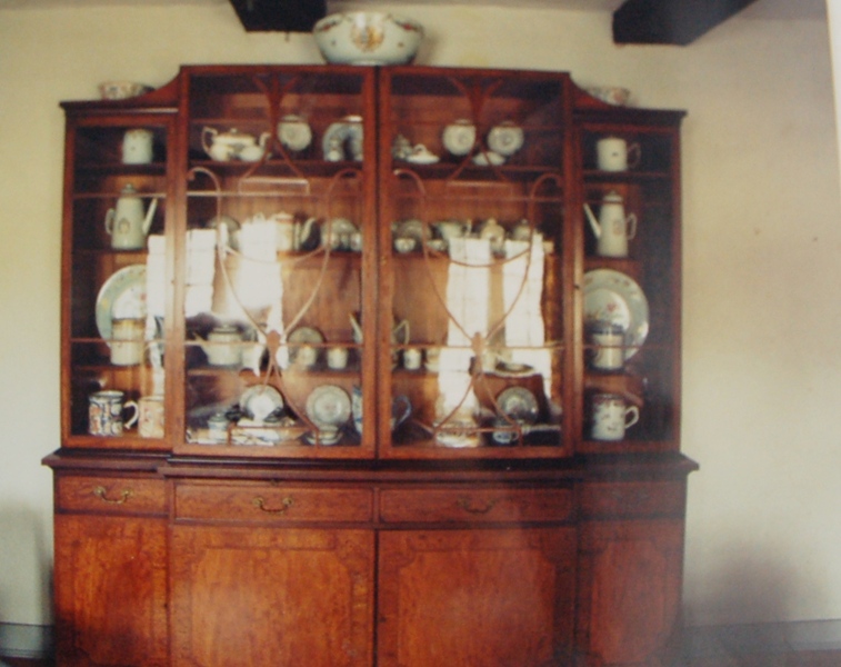 Emery Estate China Cabinet in George III Style (Circa 1800s)