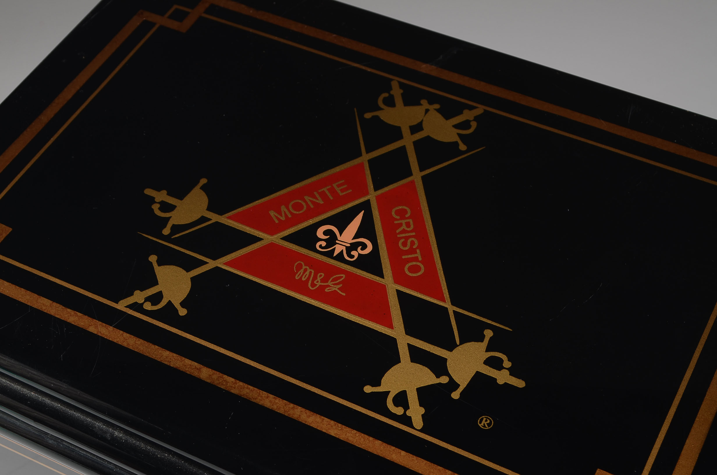 Monte Cristo Humidor with Cigars