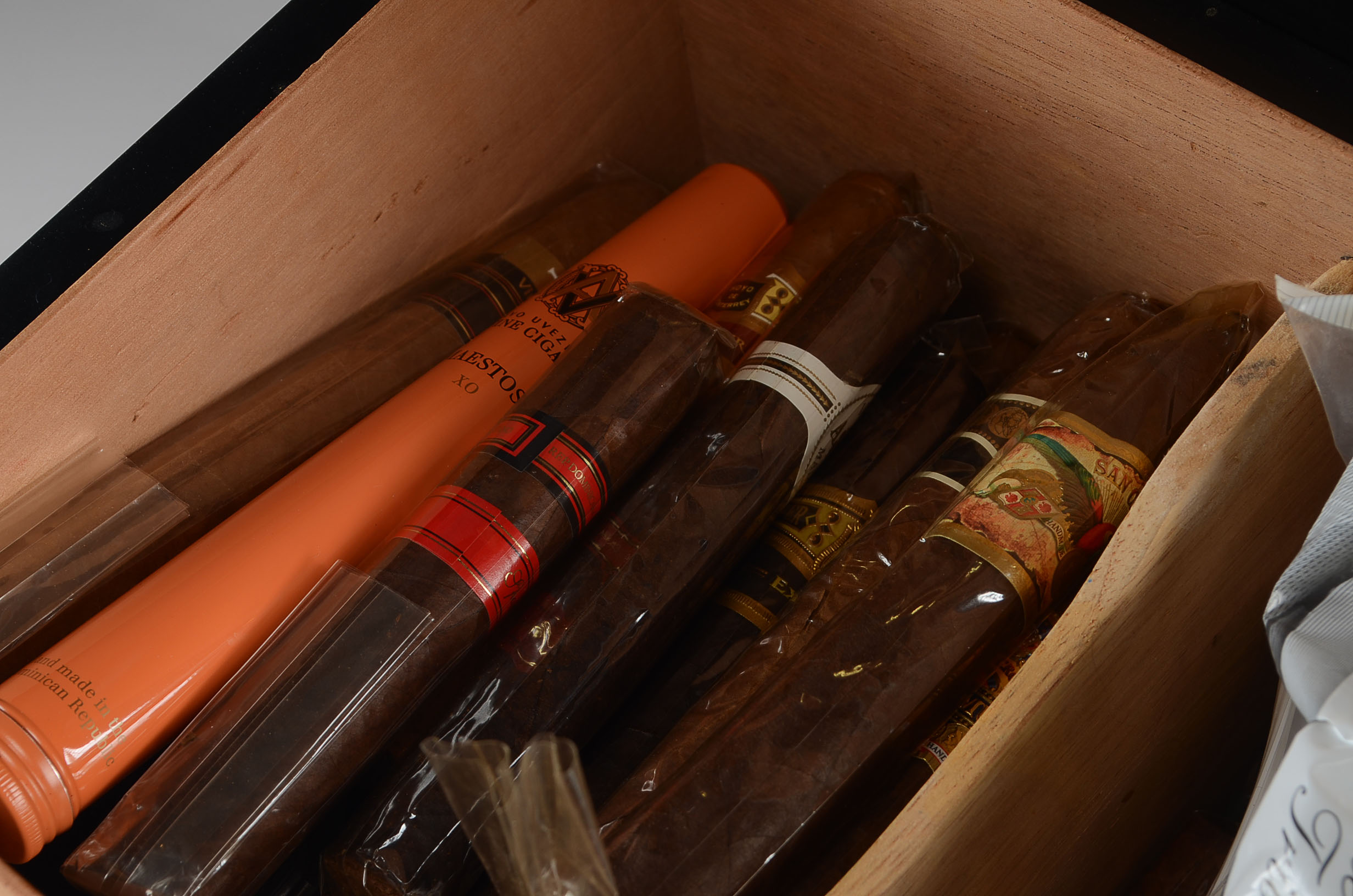 Monte Cristo Humidor with Cigars