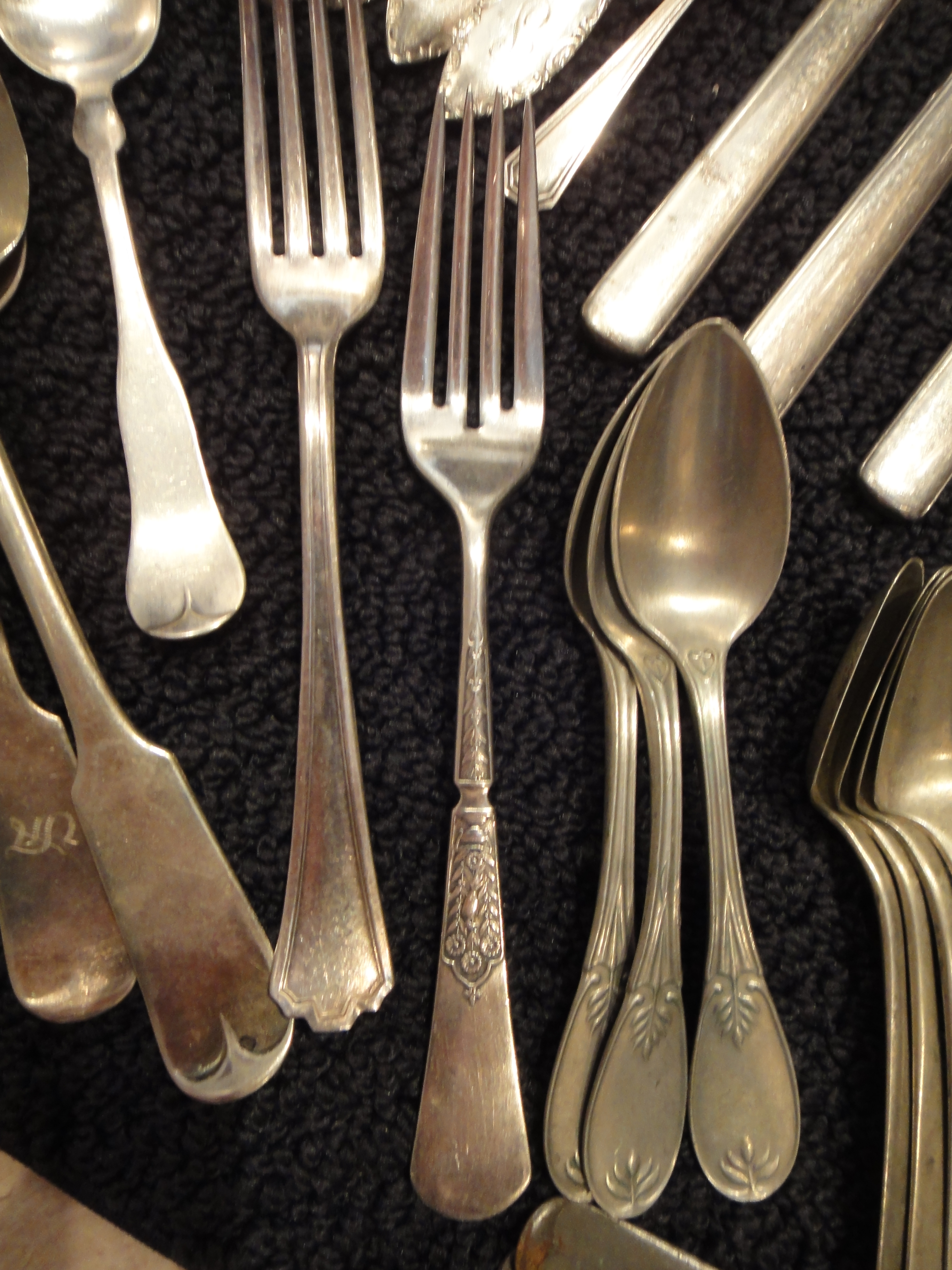 98 Pieces Antique & Vintage Silver Plate Flatware