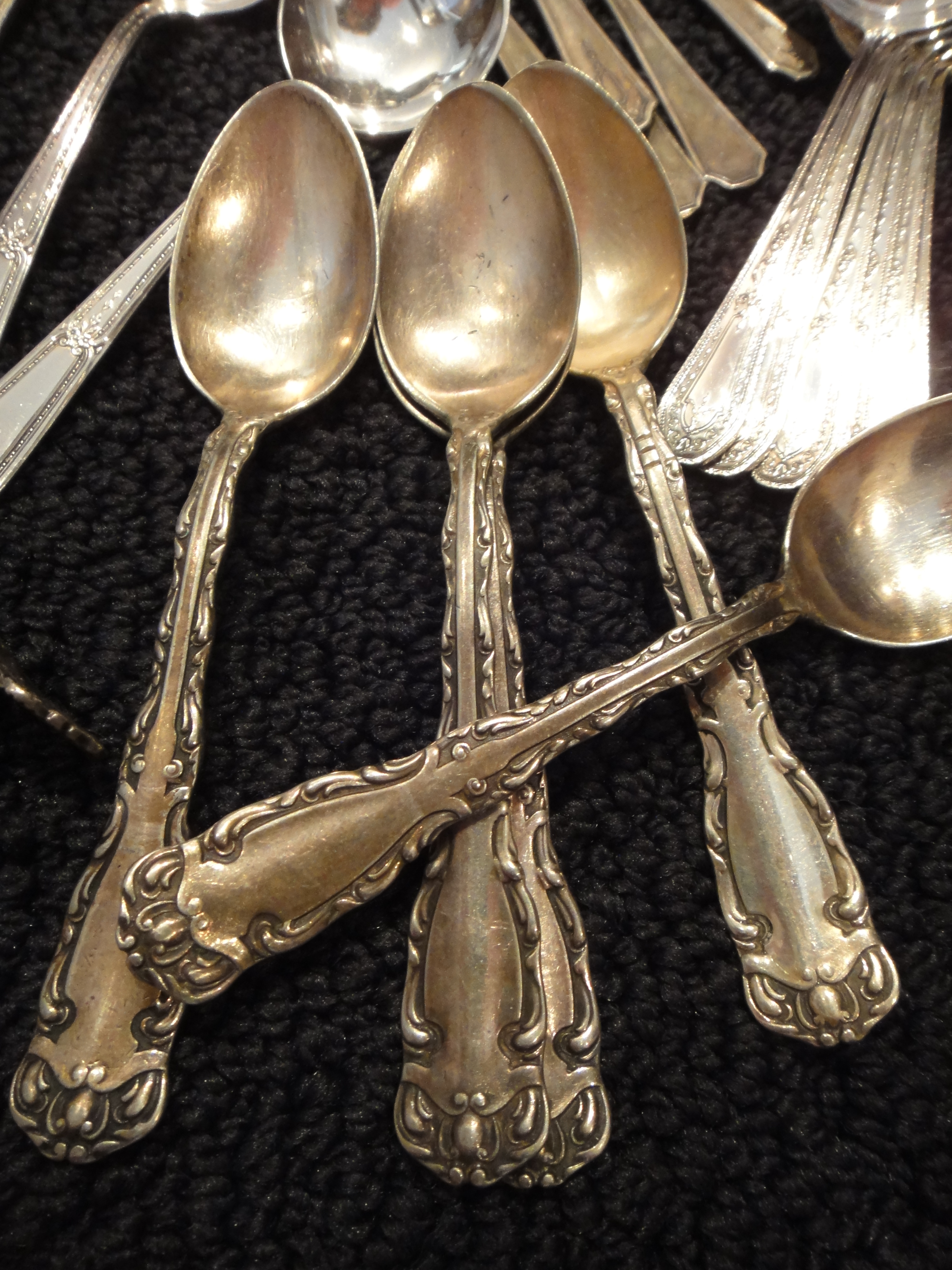 98 Pieces Antique & Vintage Silver Plate Flatware