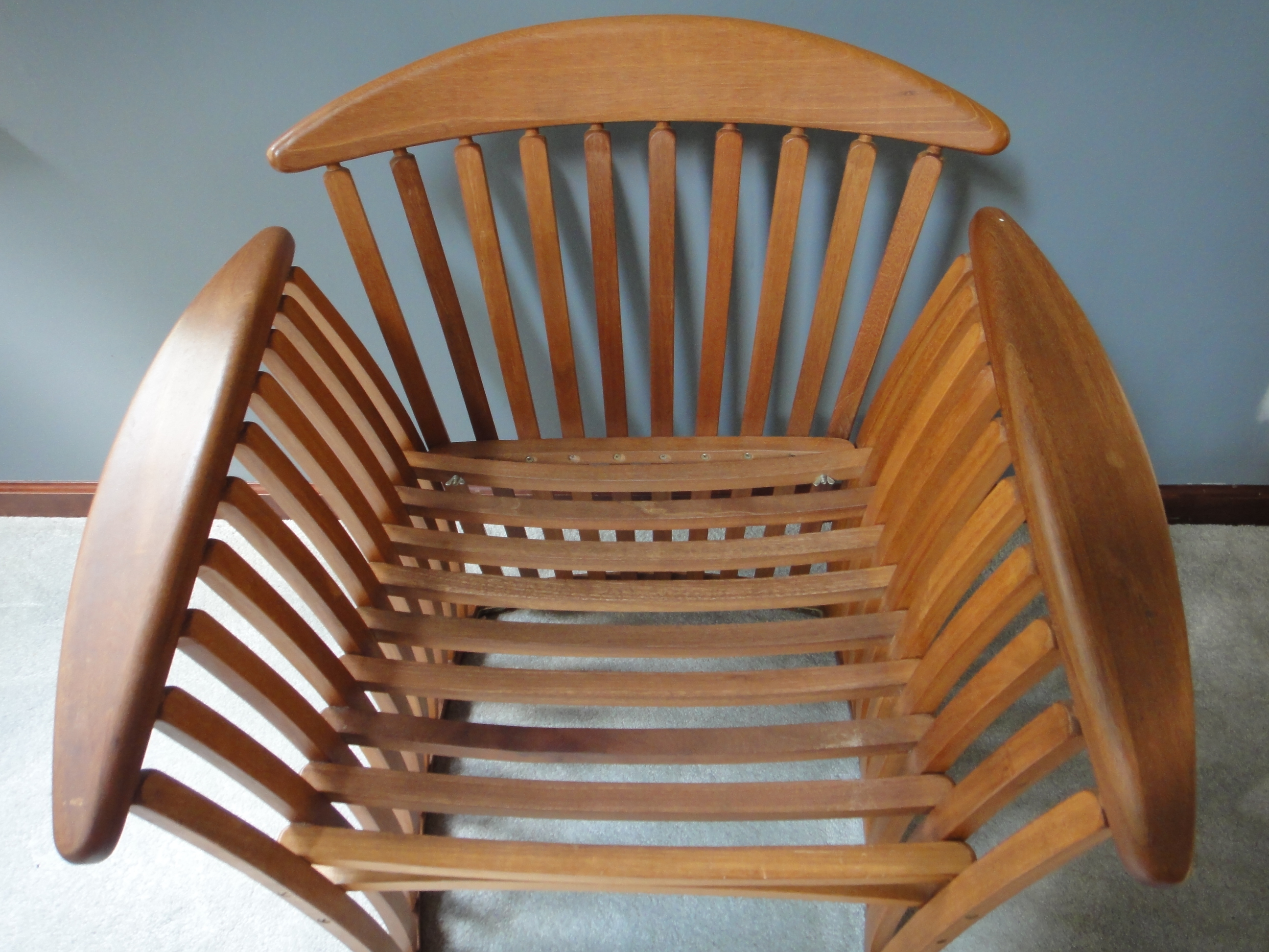 Mid Century Modern Wooden Curved Slat Arm Chair