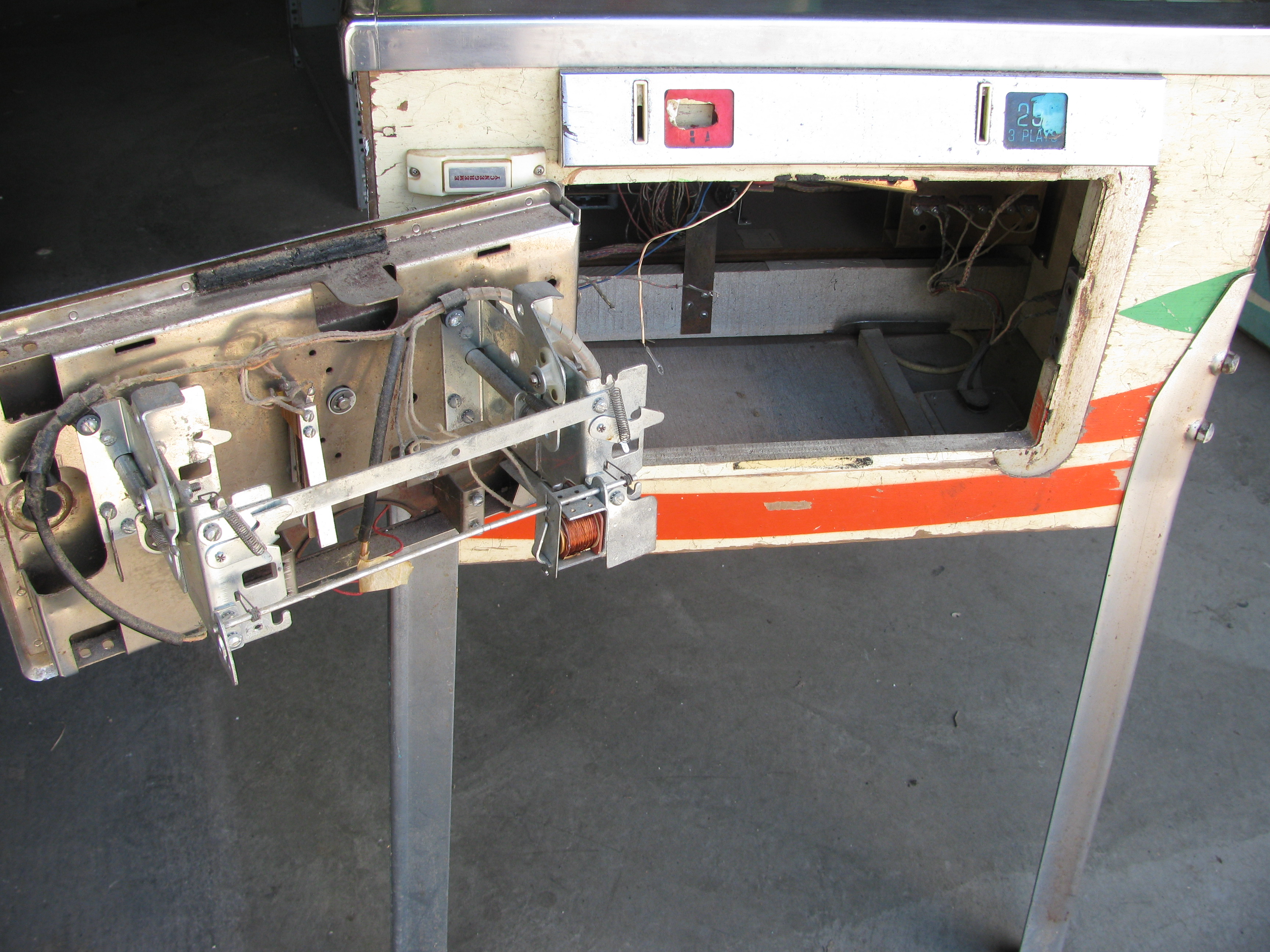 1971 Gottlieb Playball Pinball Machine