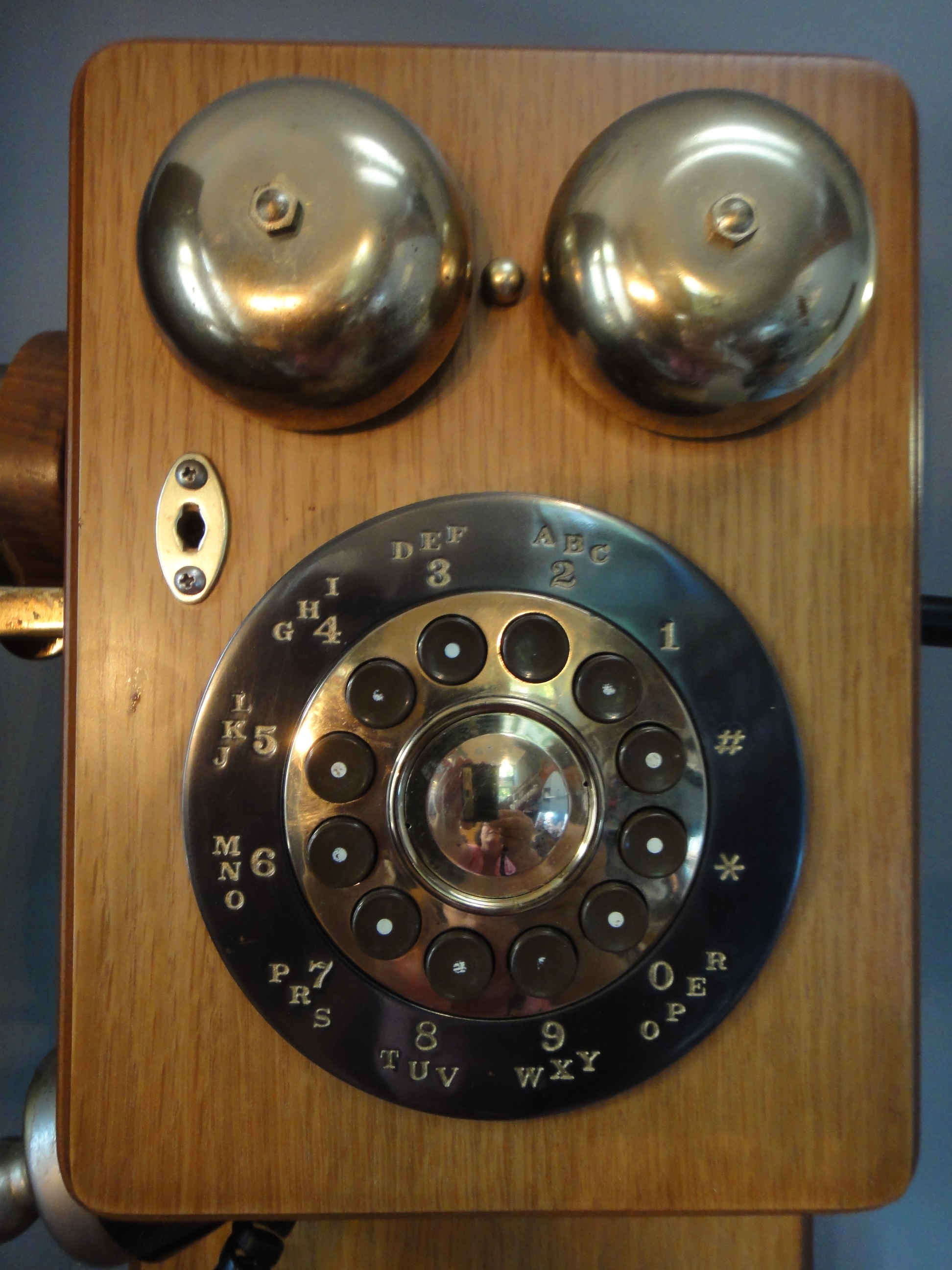 Vintage Retro-Replica Antique Hand Crank Wall Phone