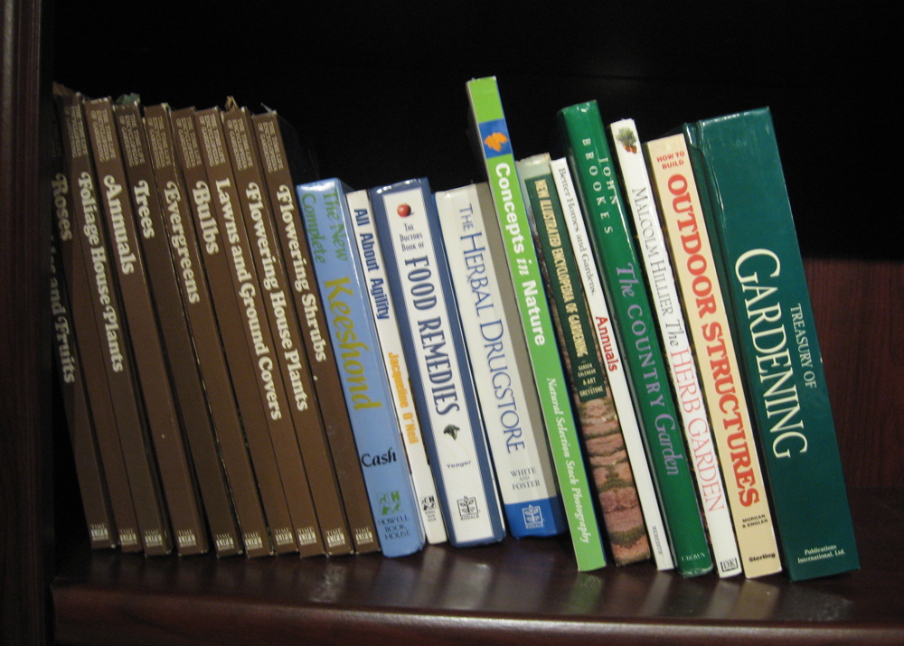 Homekeeping Book Assortment