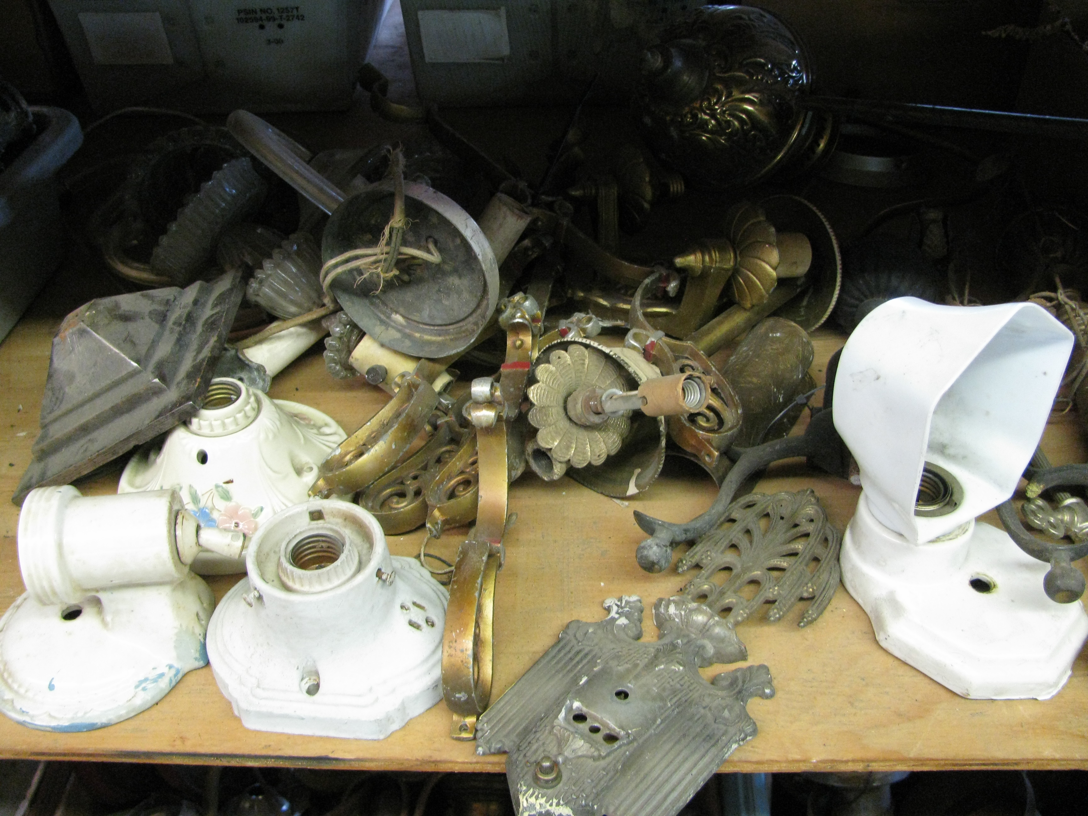 Huge Cleanout of Lighting Parts and Fixtures #6