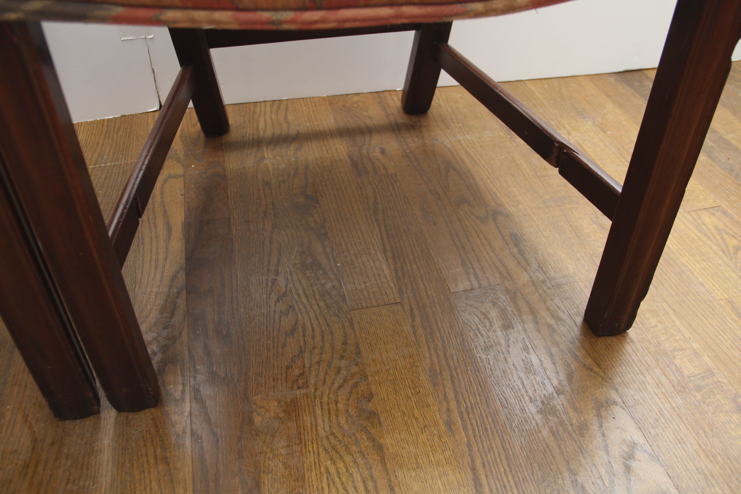 Set of Eight Chippendale Dining Room Table Chairs