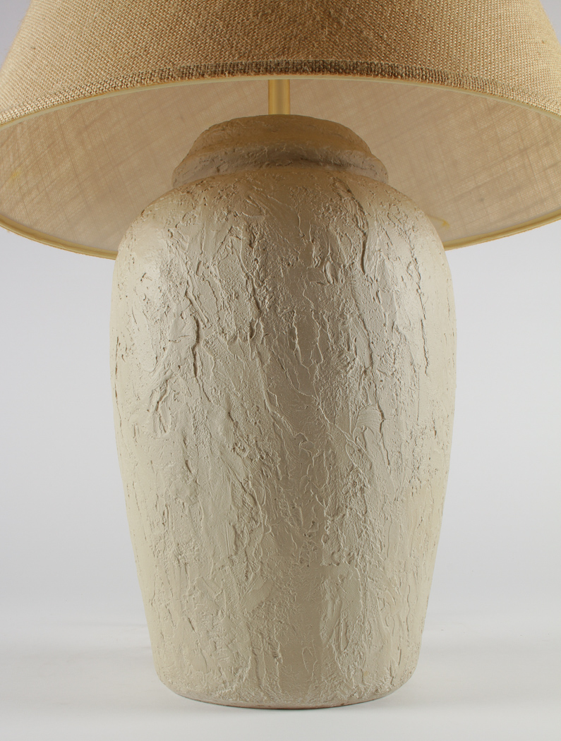 Casual Textured Body Table Lamp
